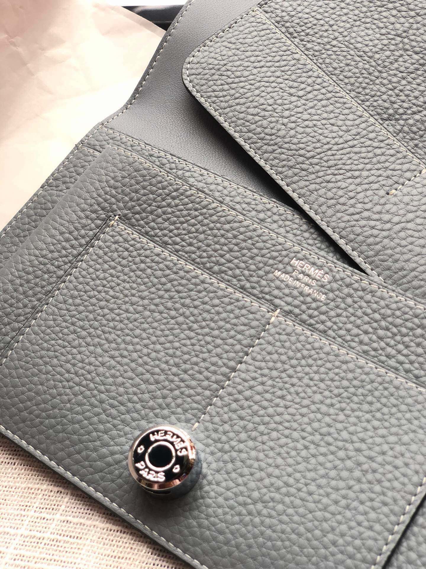 HERMES Dogon Wallet 20 Navy Blue Togo Shw - Image 4