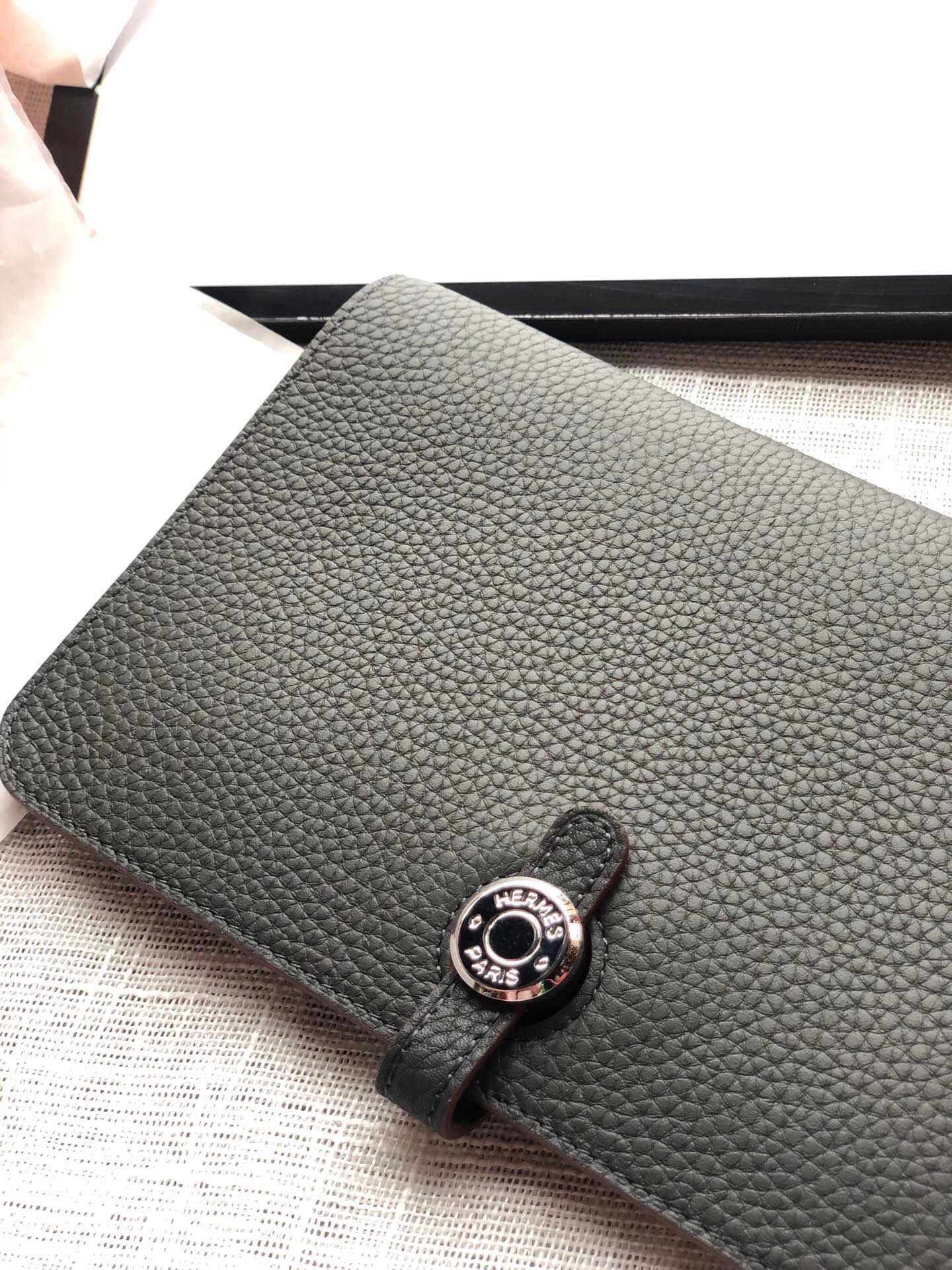 HERMES Dogon Wallet 20 Dark Brown Togo Shw - Image 4