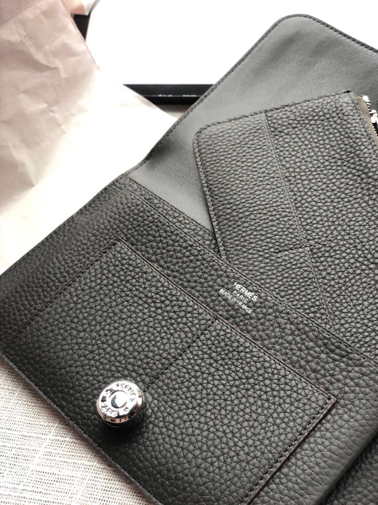 HERMES Dogon Wallet 20 Dark Brown Togo Shw - Image 5