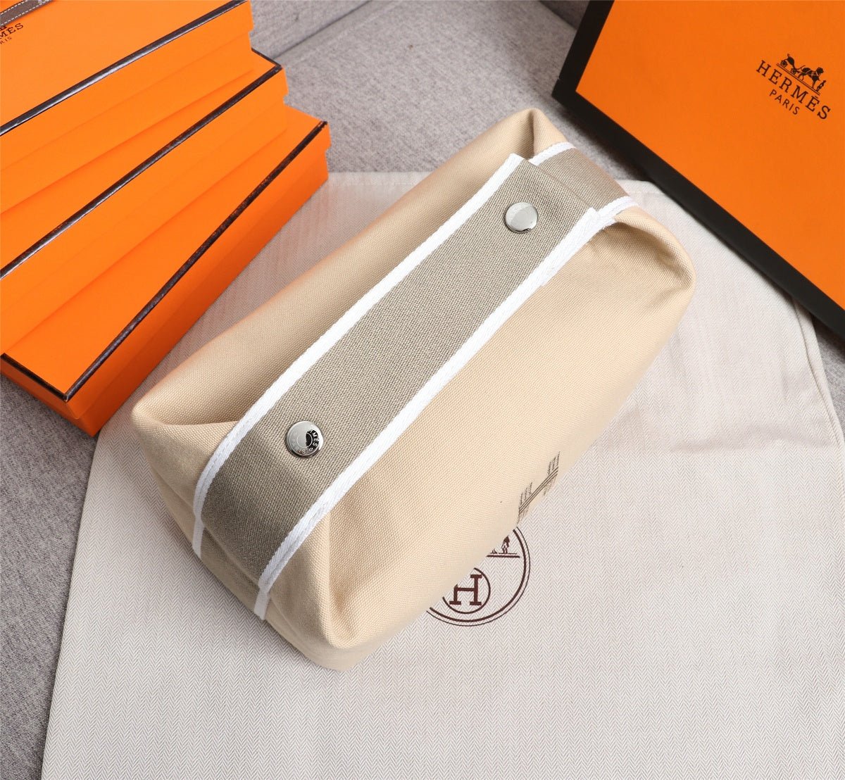 Alternative view of HERMES BRIDE-A-BRAC 21 BEIGE CANVAS
