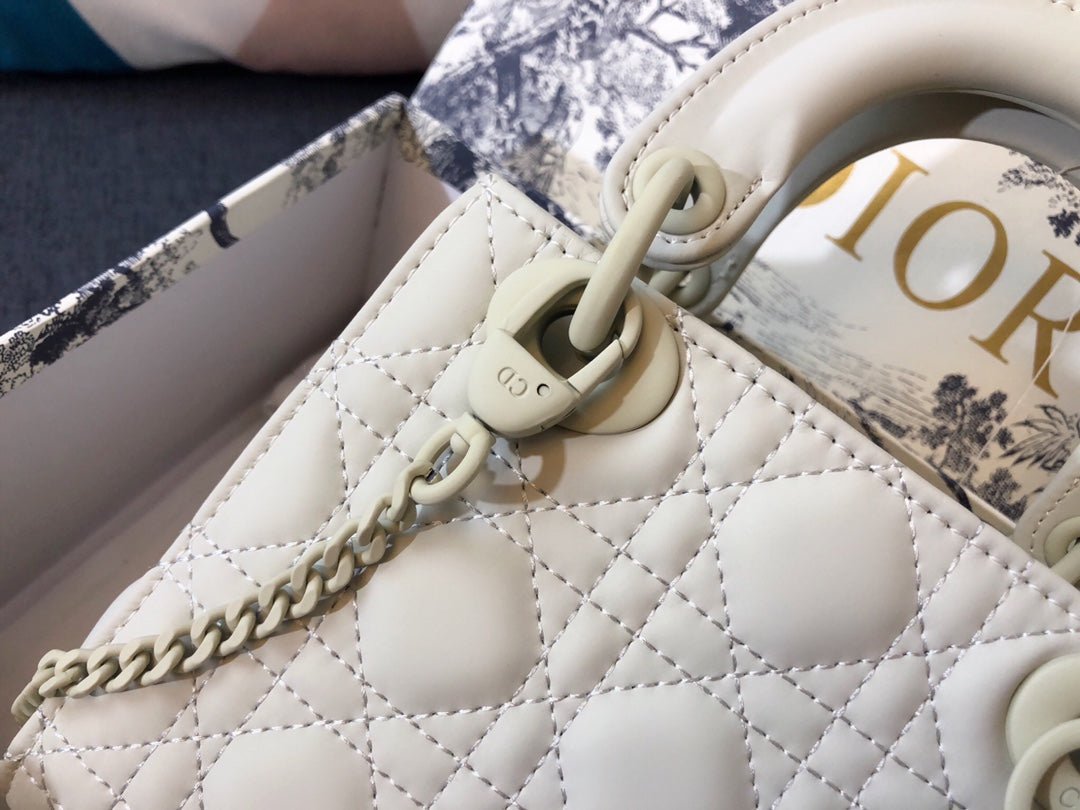 Dior Mini Lady 17 White Calfskin Handbag - Image 4
