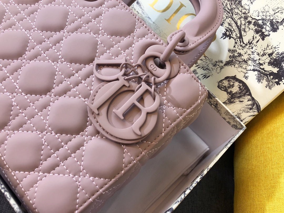 Dior Medium Lady 20 Light Pink Calfskin Handbag - Image 4