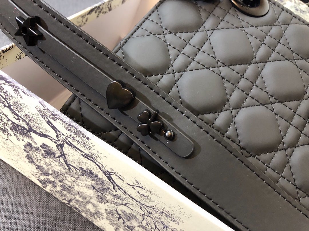 Dior Lady 20 Black Calfskin Handbag - Image 8