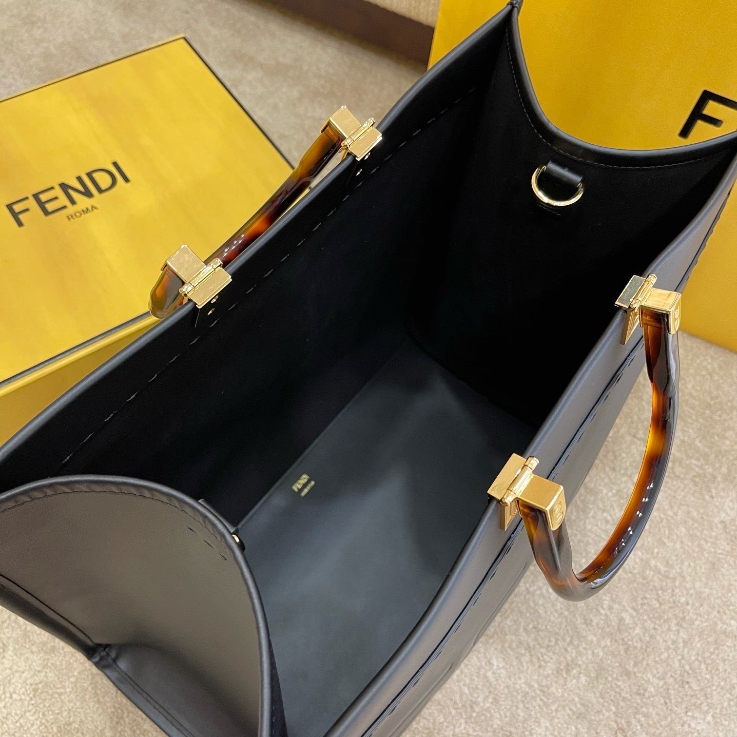 Fendi Shine 40 Black Embossed Calfskin Tote Bag - Image 9