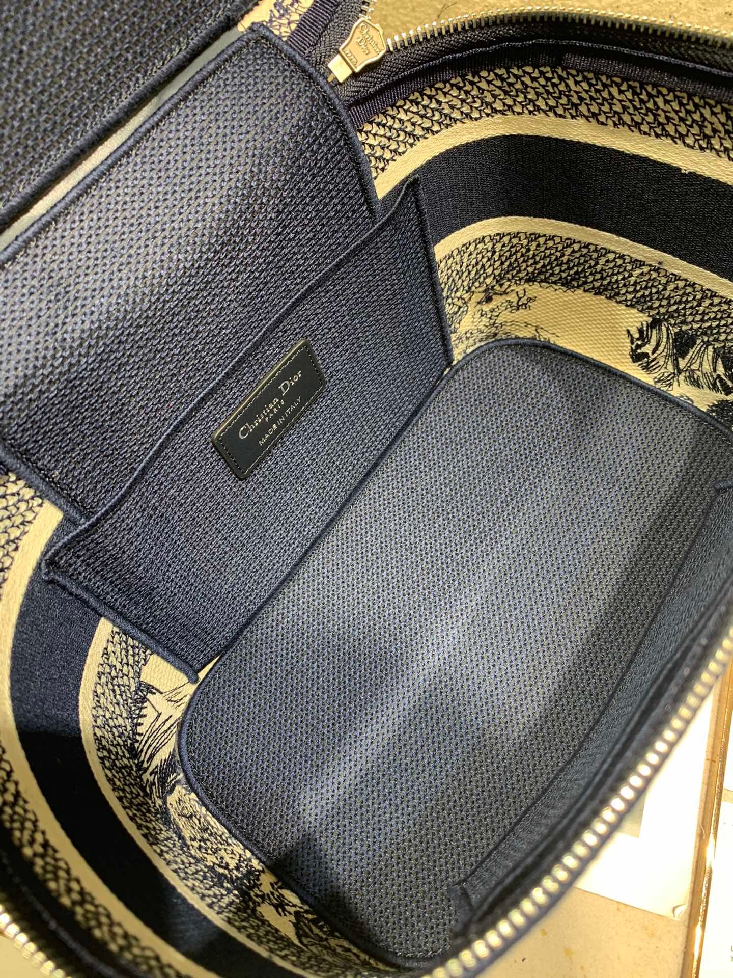 Dior Vanity 25 Blue Jungle Canvas Makeup Bag - Image 3