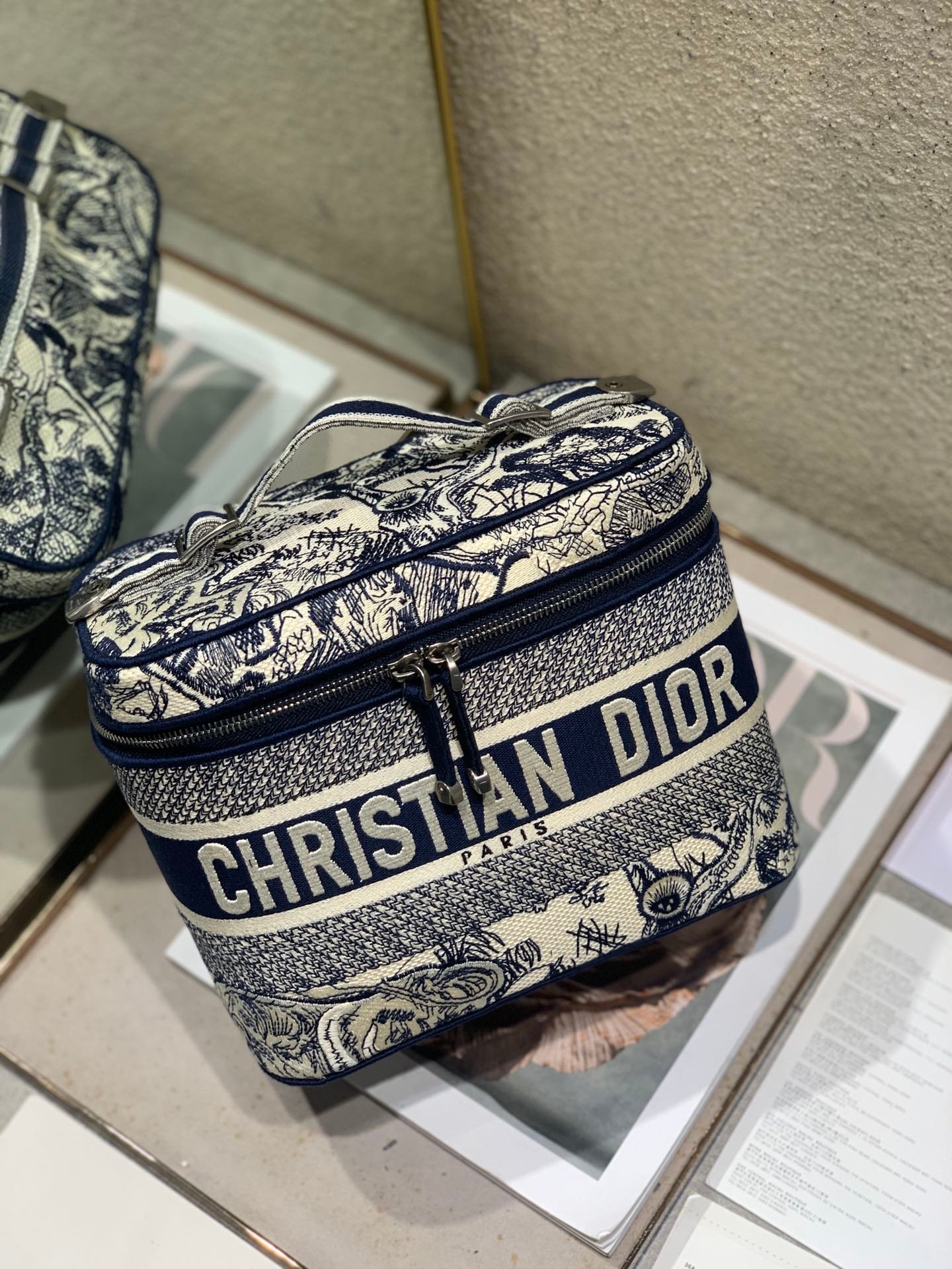 Alternative view of Dior Vanity Series 25 Black Oblique Jacquard Case