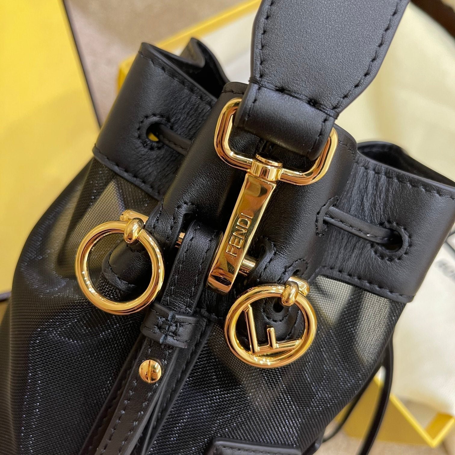 Fendi Mon Tresor Black Calfskin & Mesh Bucket - Image 9