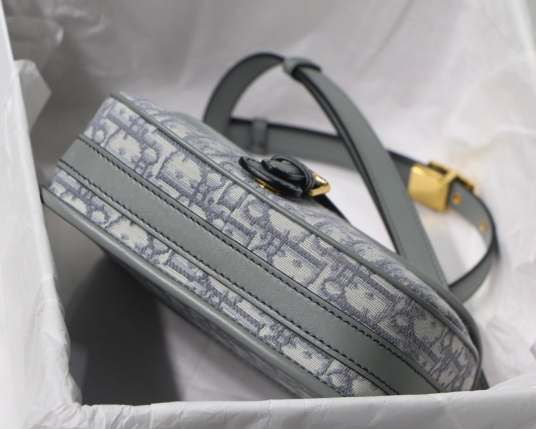 Dior Medium Bobby 22cm Grey Oblique Canvas Bag - Image 6