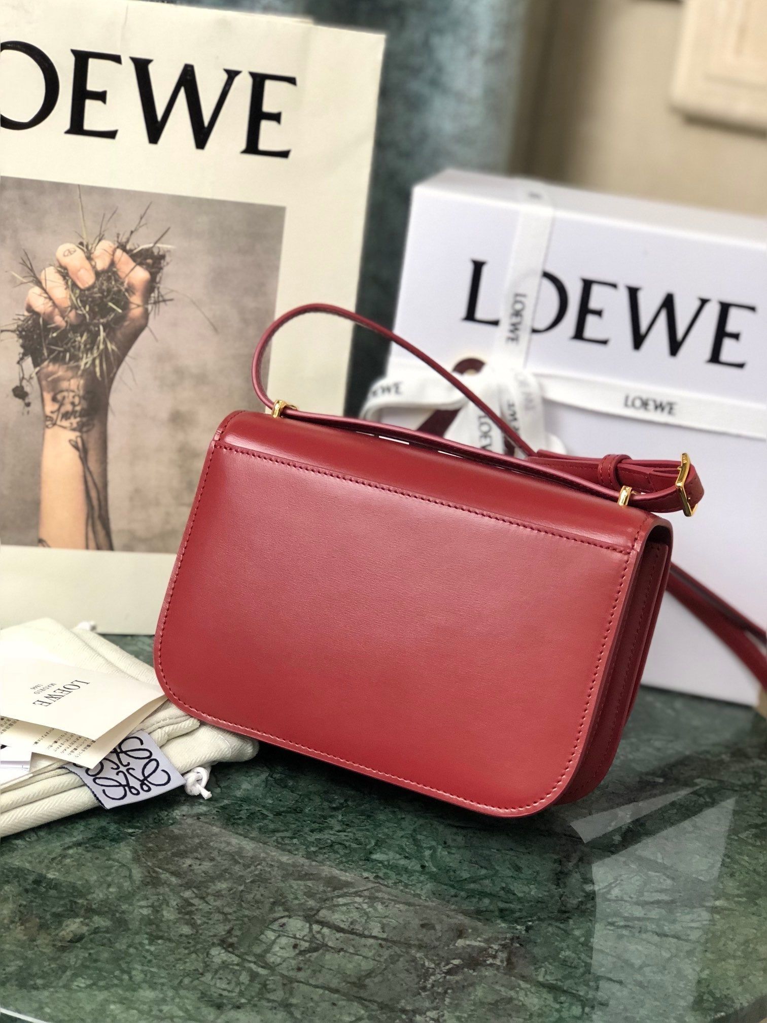 LOE GOYA BAG 18 IN CHERRY RED SILK CALFSKIN - Image 3