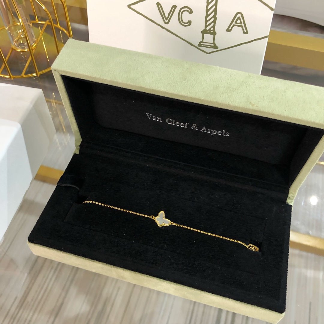 VCA Butterfly Gold White MOP Bracelet - Image 6