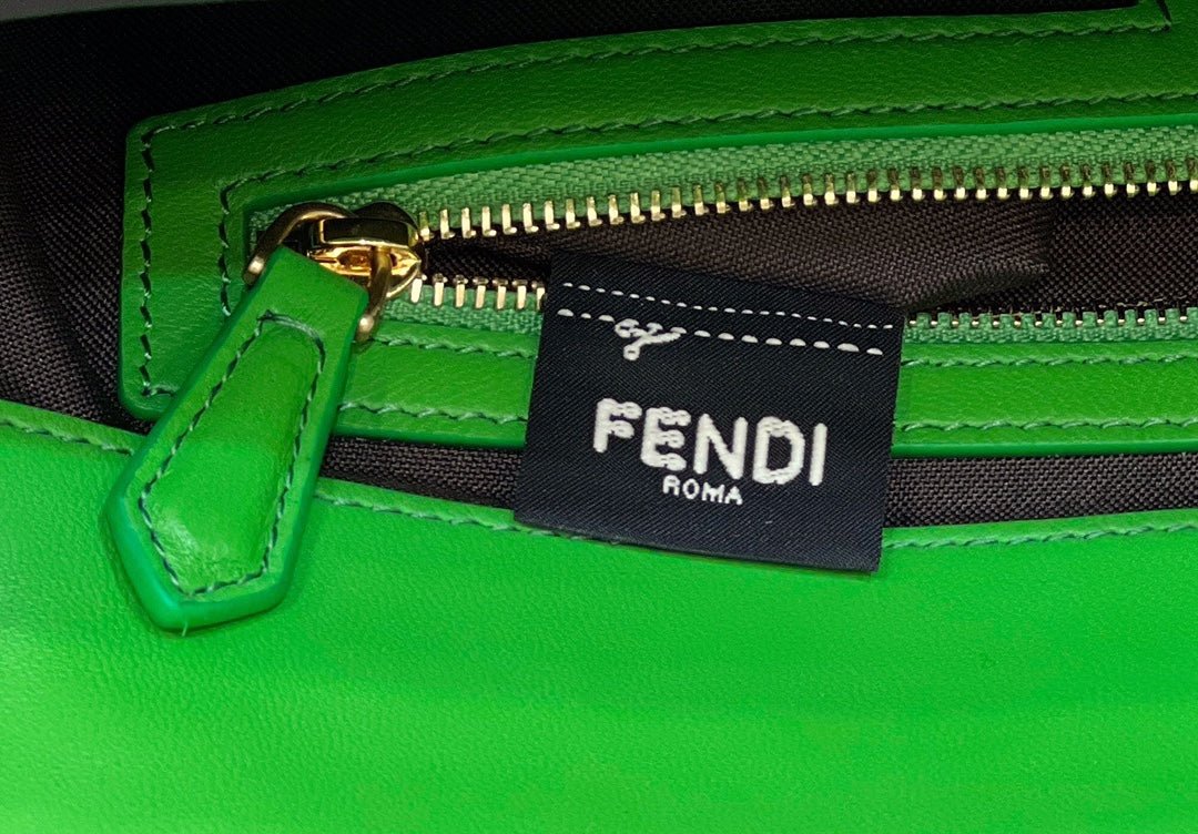 Fendi Baguette 27 Emerald Green Soft Lambskin - Image 6