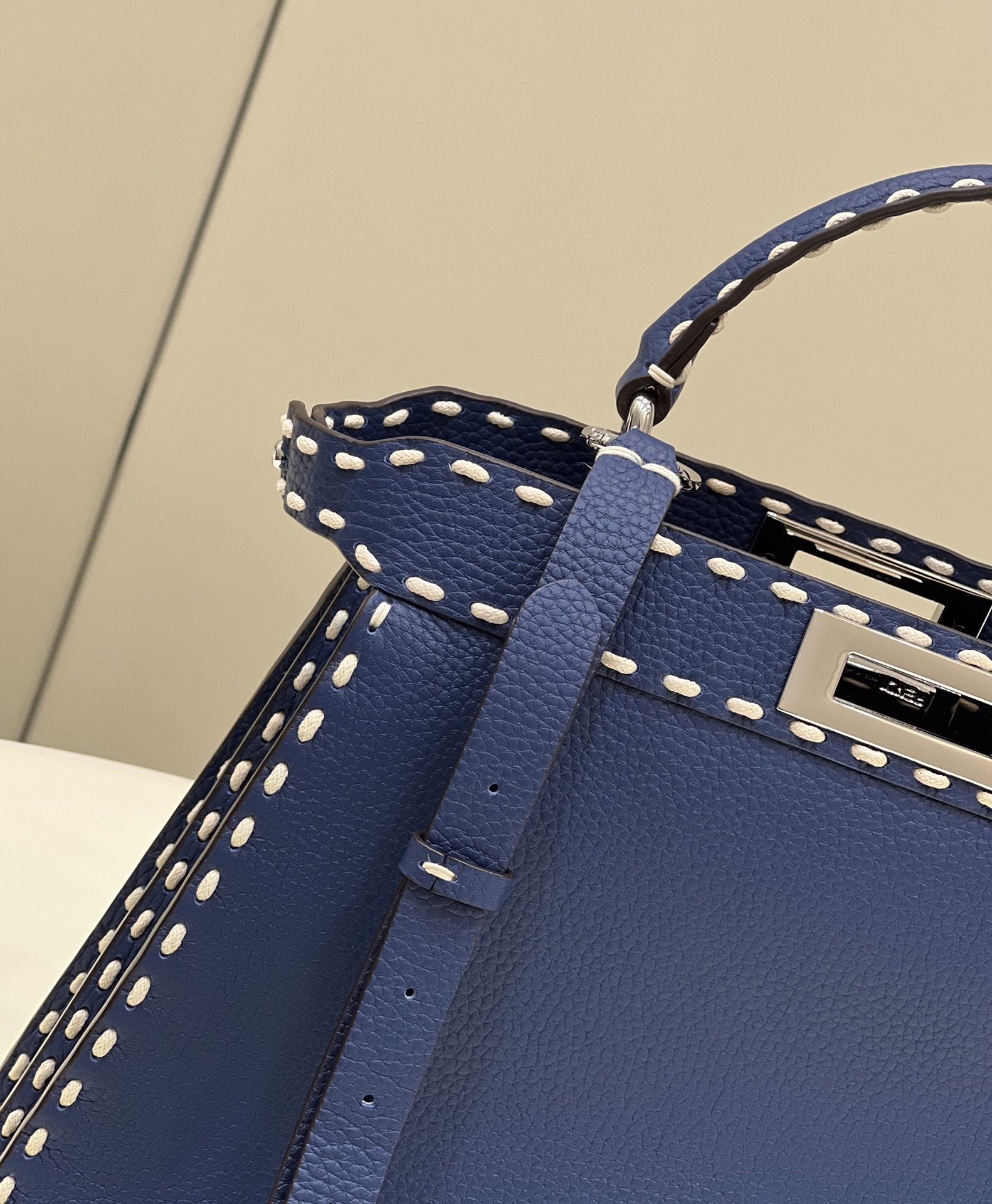 Fendi Peekaboo Iseeu 33cm Navy Blue Calfskin - Image 7