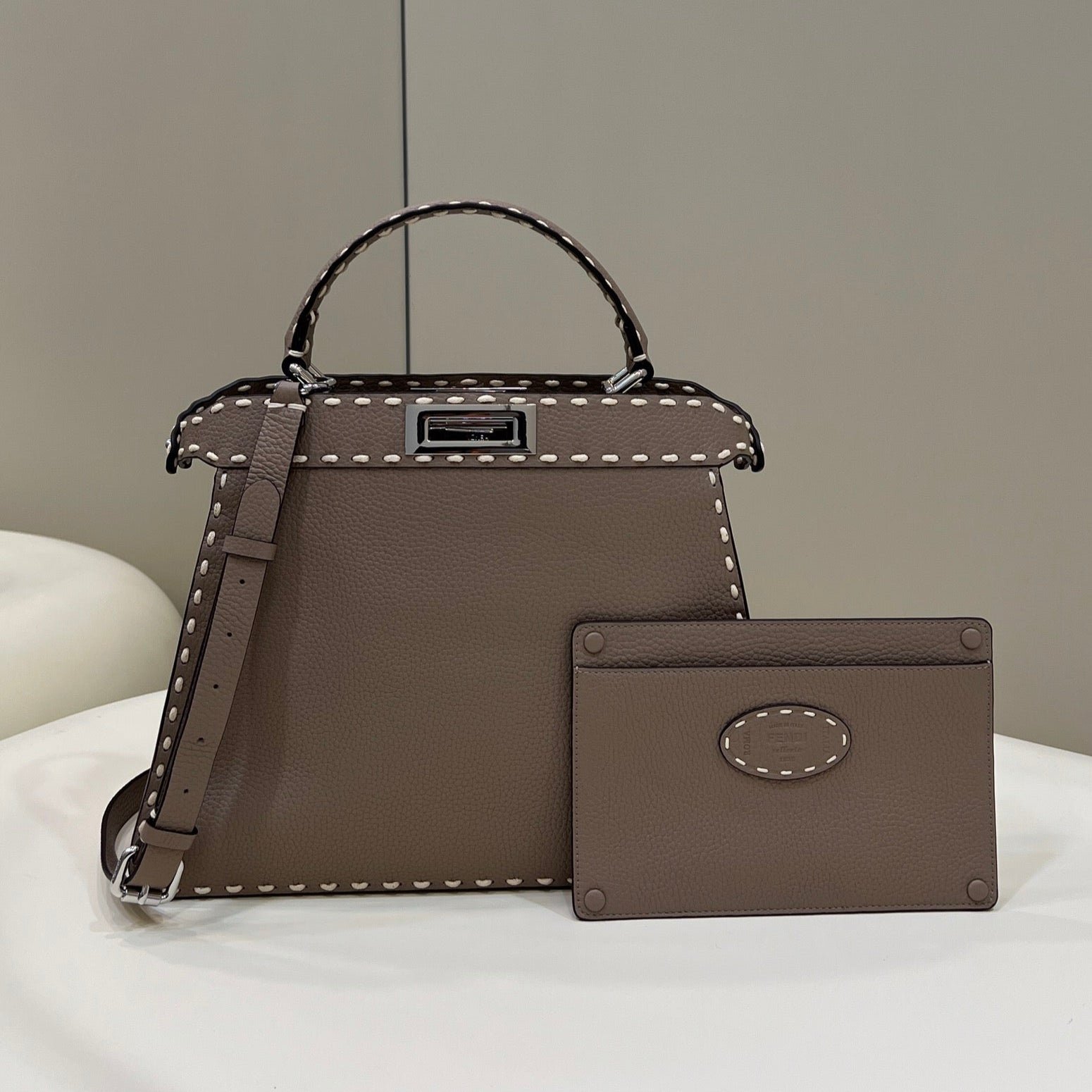 Fendi Peekaboo Iseeu 33cm Tobacco Brown Calfskin