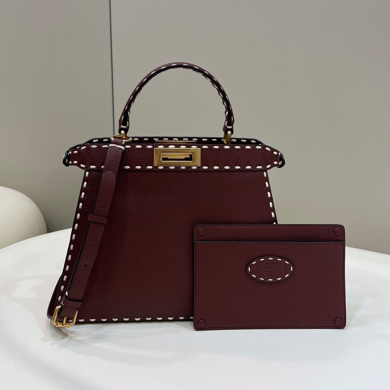 Fendi Peekaboo Iseeu 33cm Sangria Red Calfskin