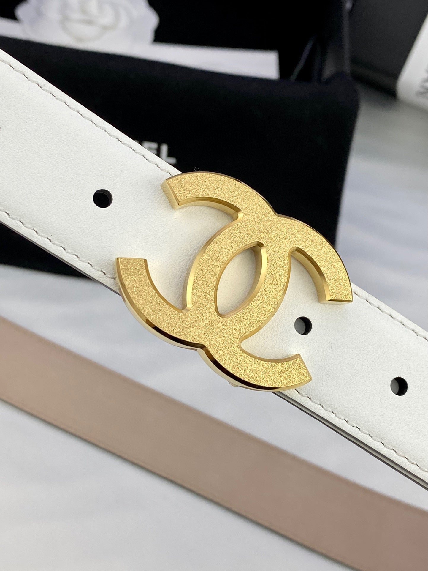 Chanel Ivory Solid Belt - Image 3