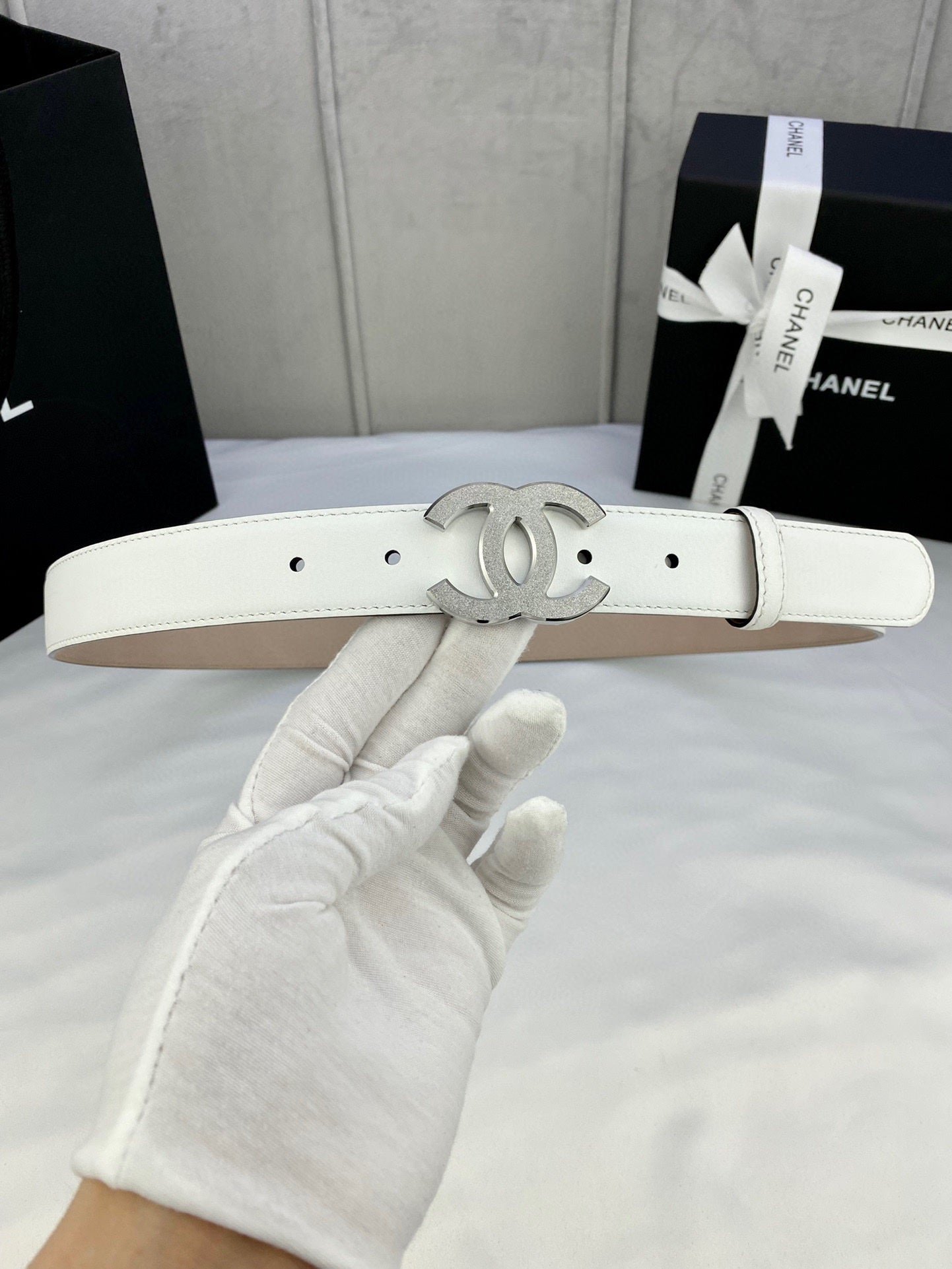 Chanel Ivory Solid Belt - Image 4