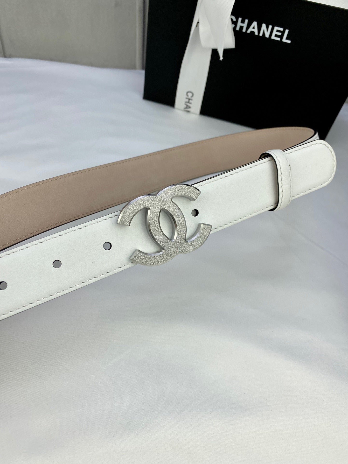 Chanel Ivory Solid Belt - Image 5