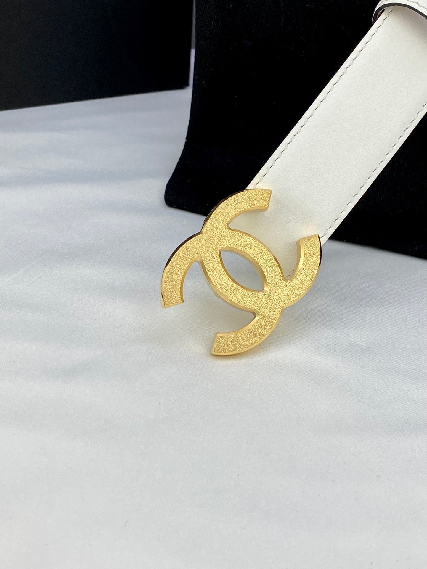 Chanel Ivory Solid Belt - Image 6