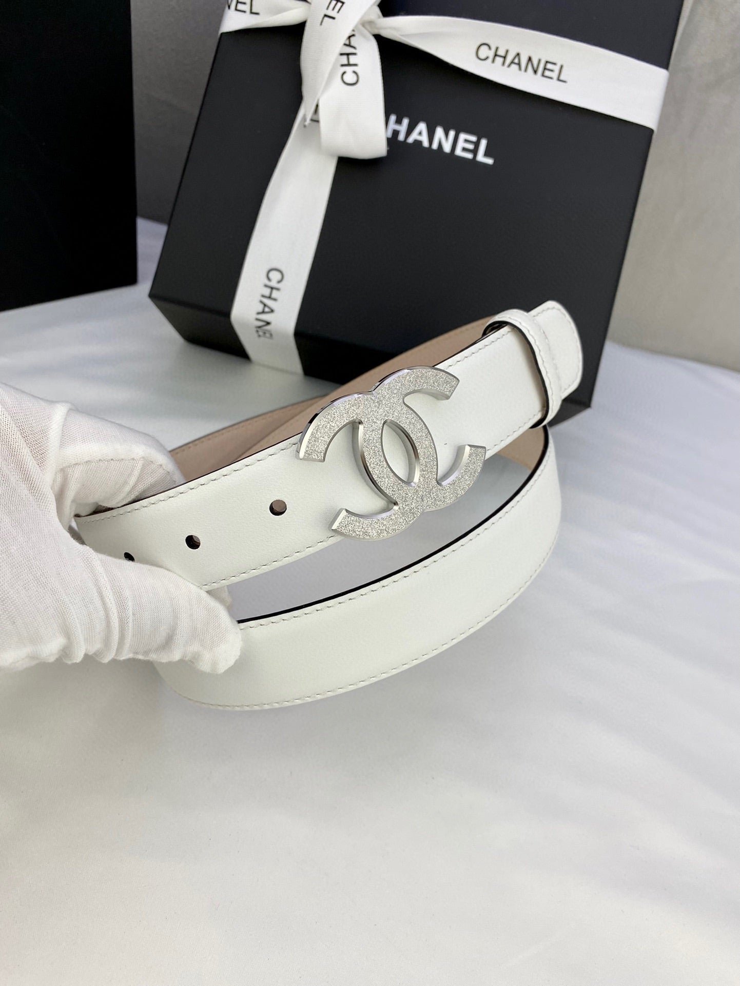 Chanel Ivory Solid Belt - Image 9