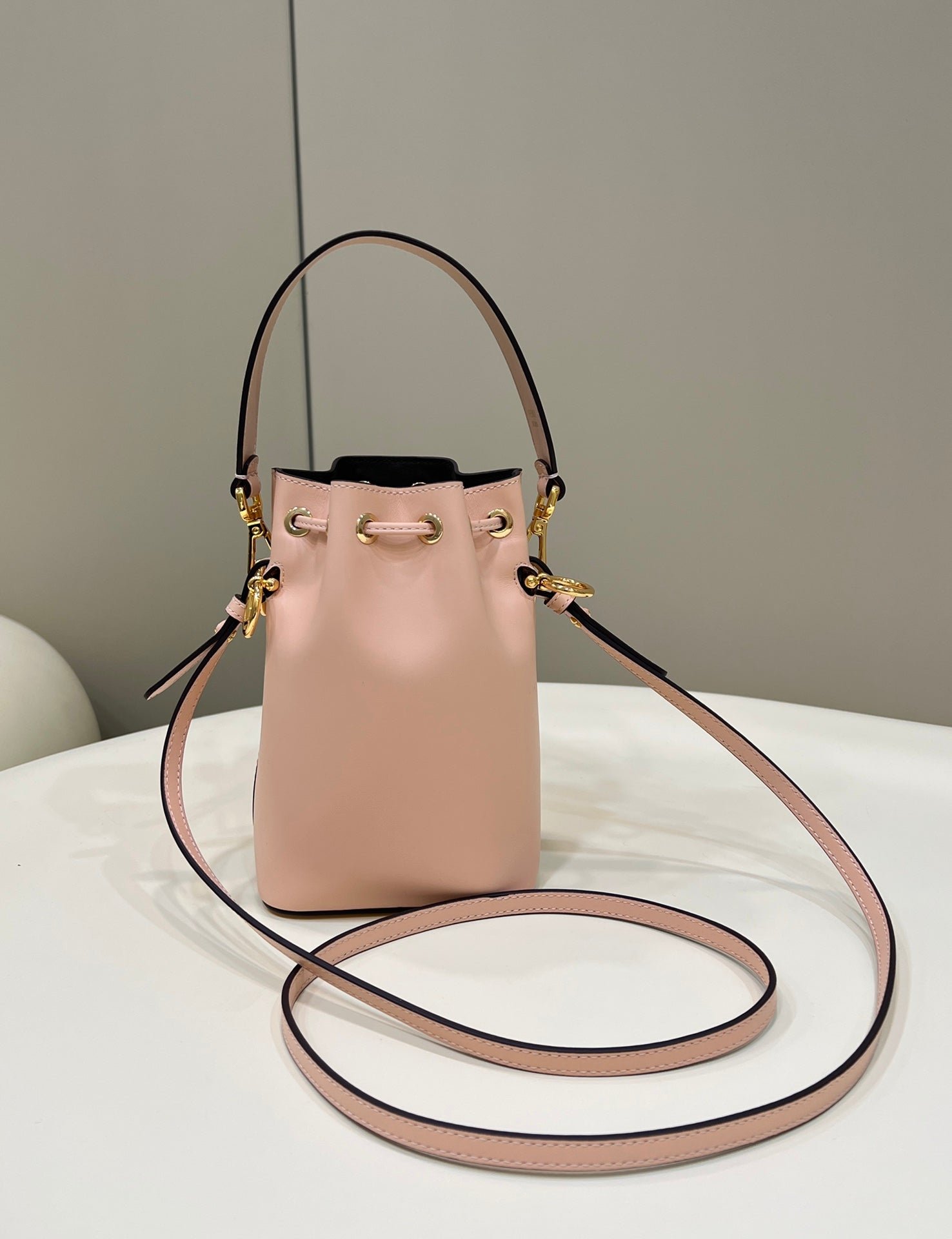 Fendi Mon Tresor Mini 18 Peachy Pink Calfskin Bucket - Image 3