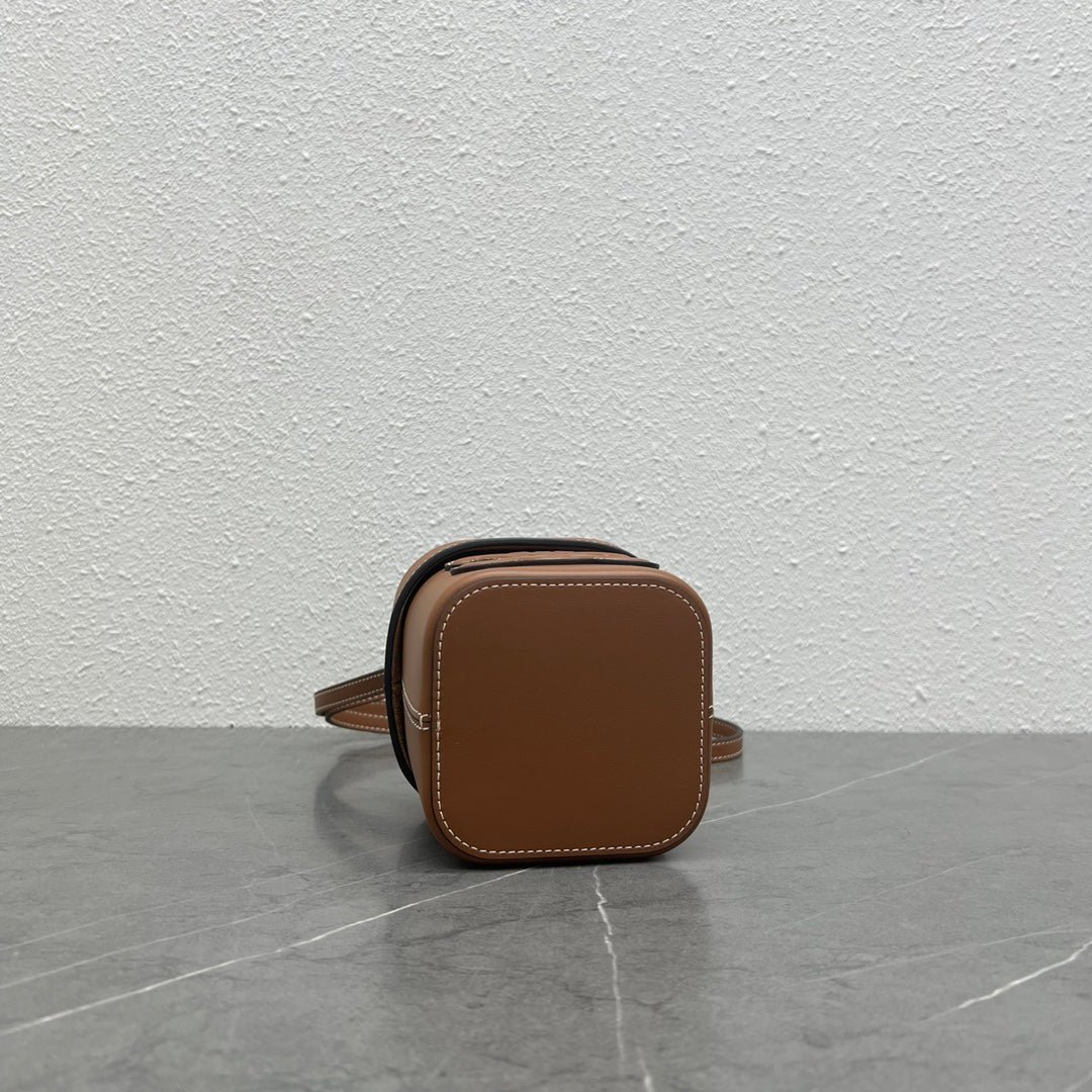 Celine Small Box Cuir Triomphe Calfskin - Image 3