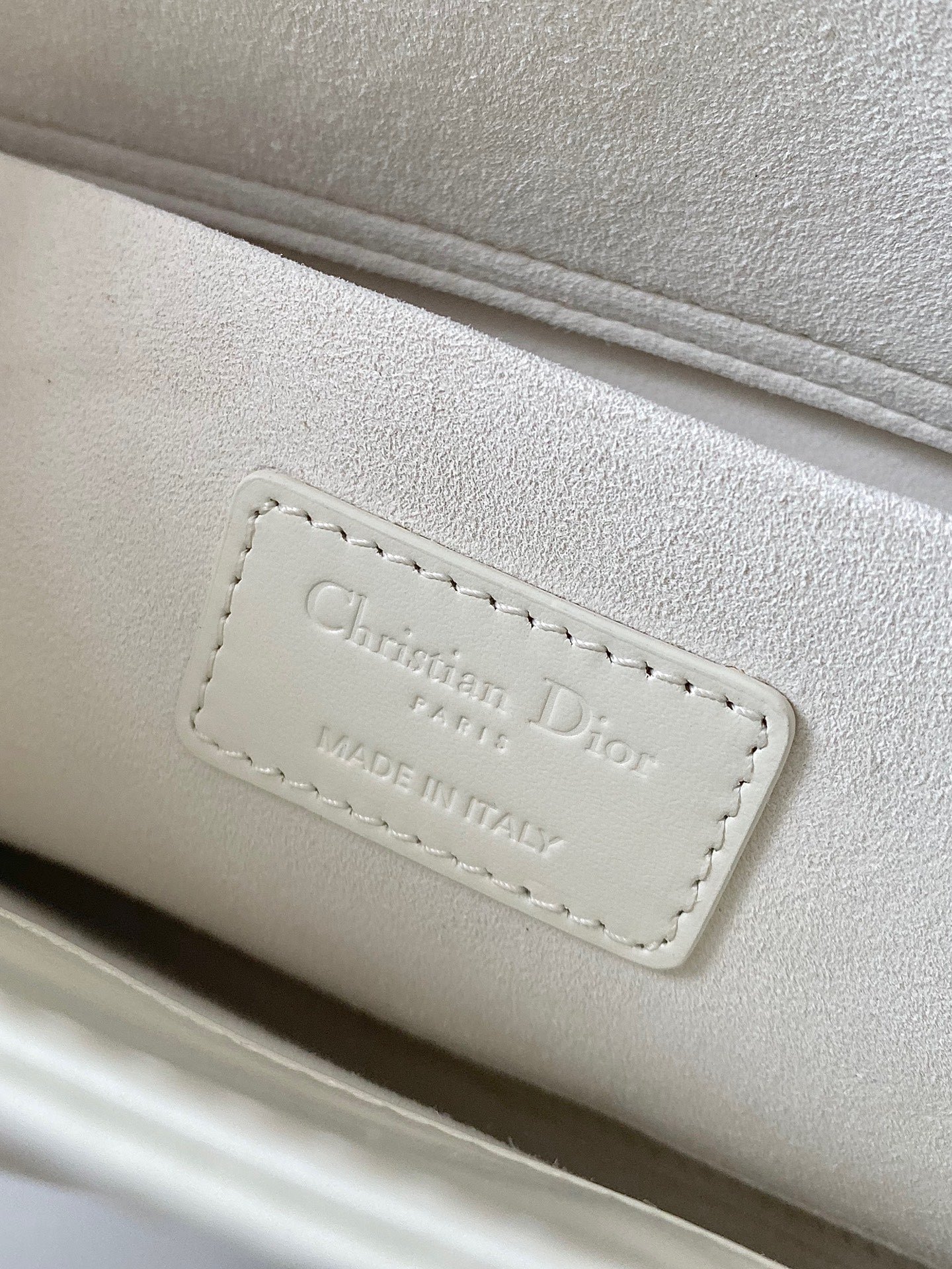 Dior Medium D-Joy 26 White Cannage Calfskin Bag - Image 6