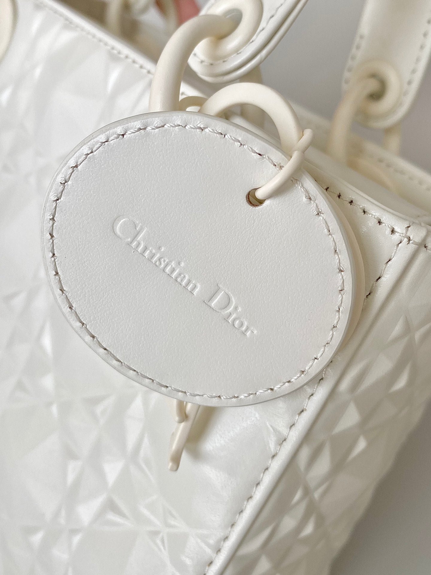 Dior Lady Series White Cannage Lambskin Bag - Image 4