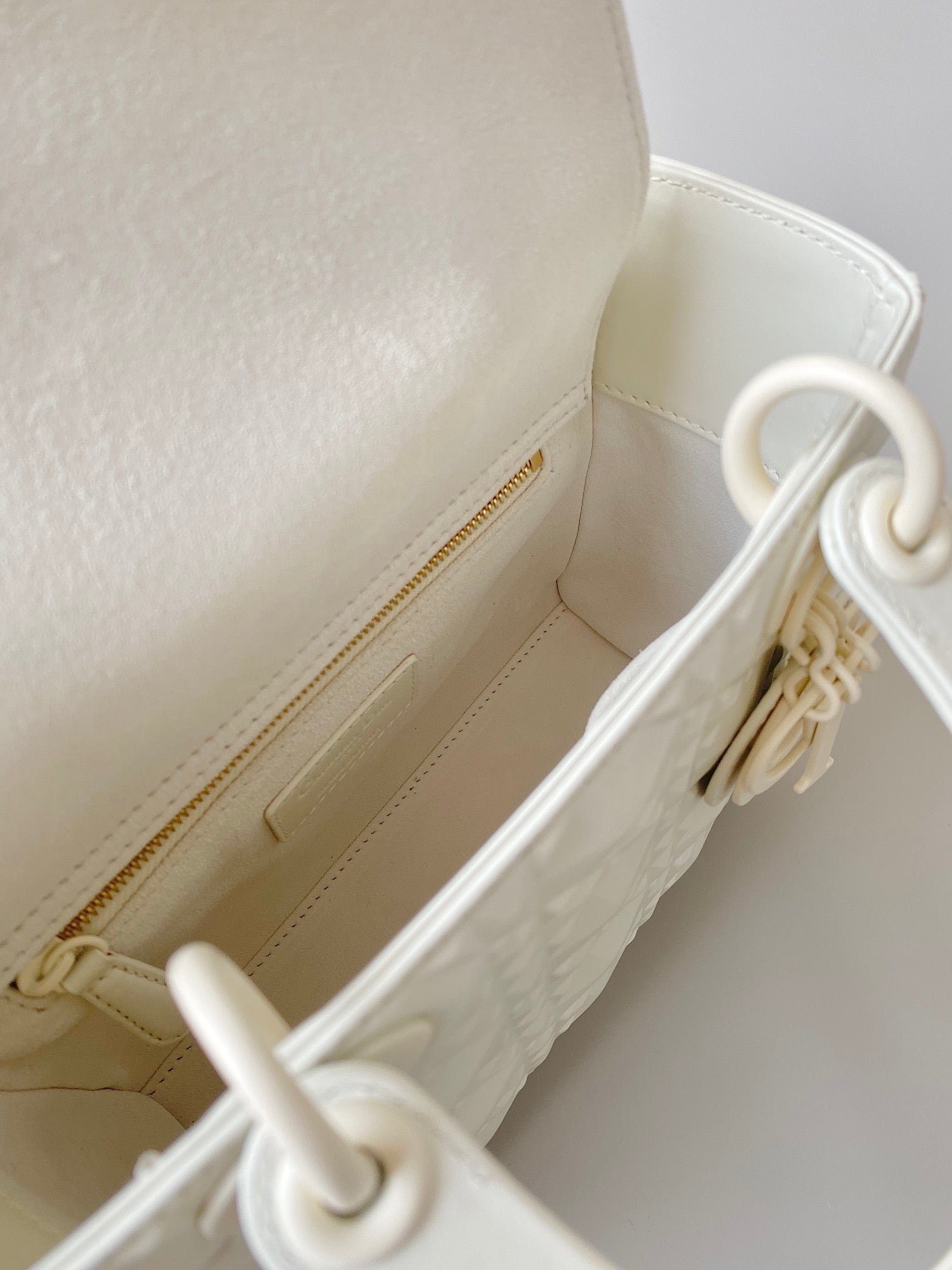 Dior Lady Series White Cannage Lambskin Bag - Image 5
