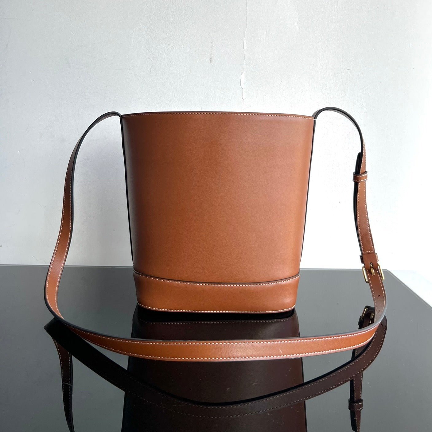 Celine Triomphe 24 Bucket Calfskin - Image 6