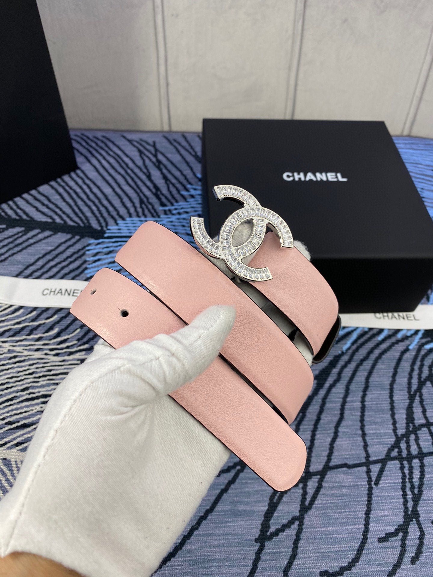 Chanel Pink Crystal CC Belt - Image 3
