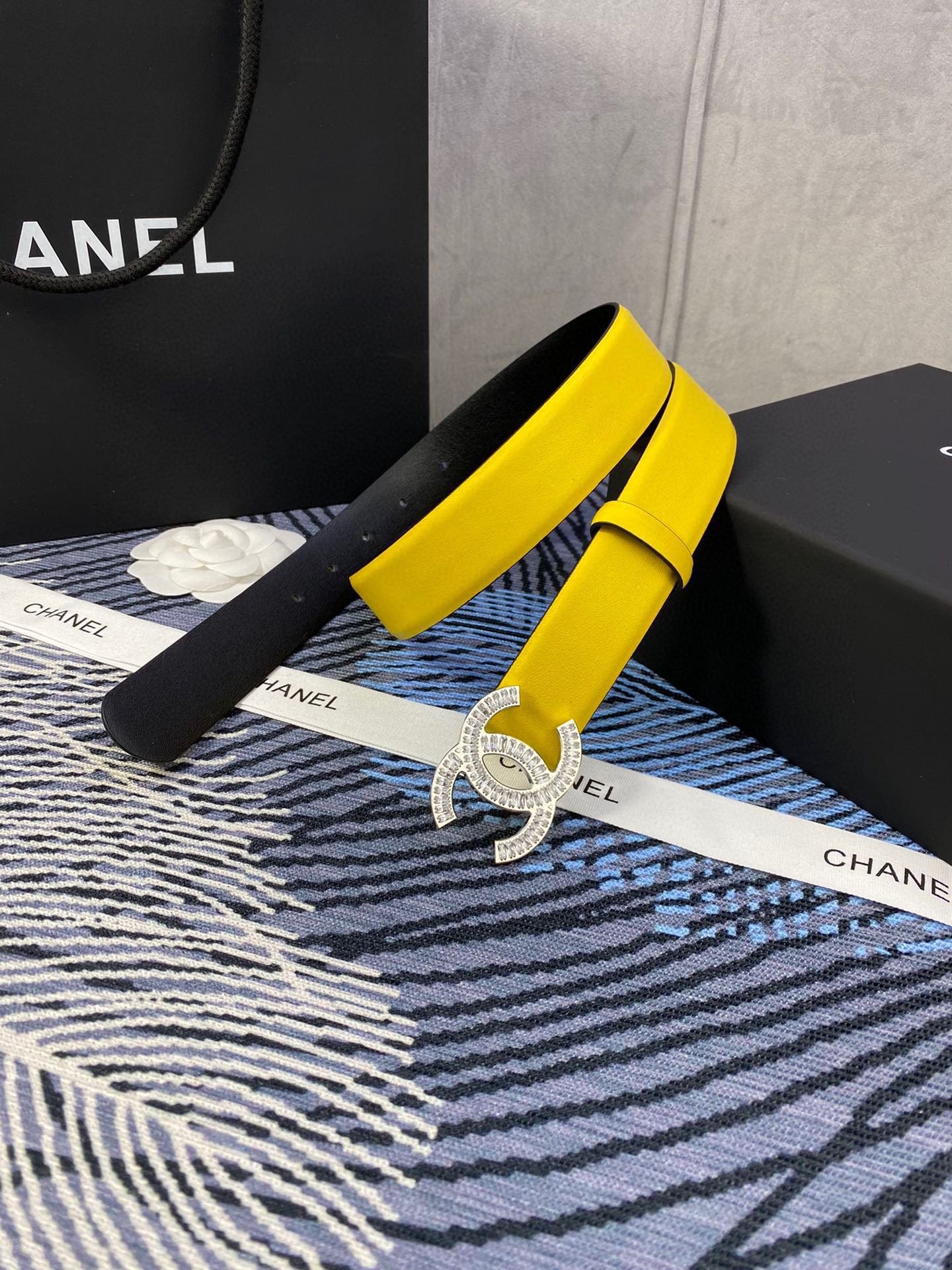 Chanel Yellow Silver Crystal Belt - Image 3