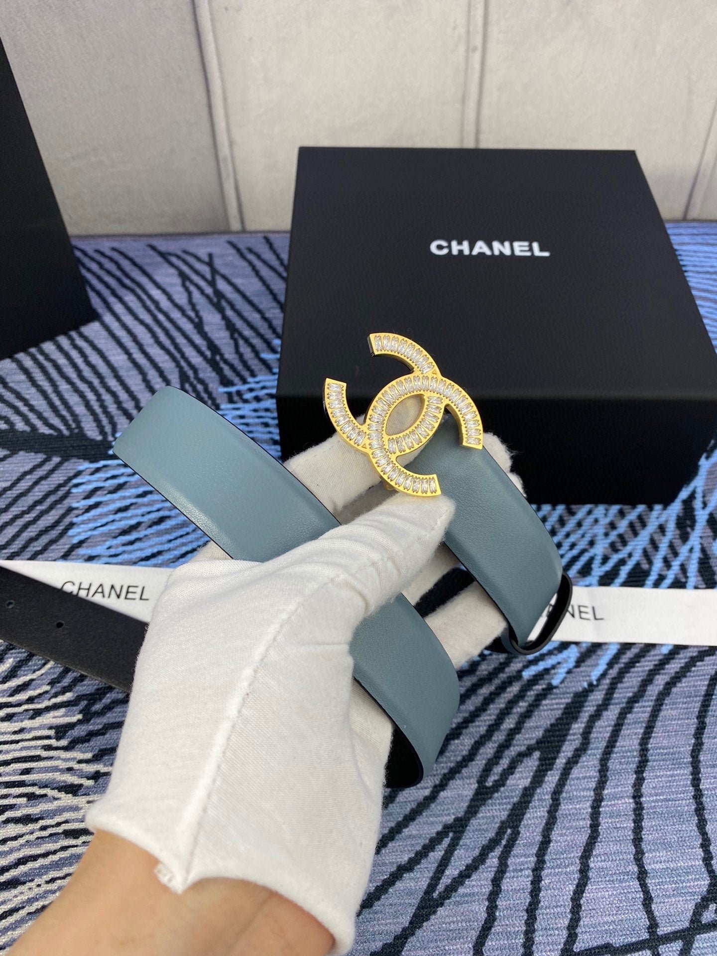 Chanel Sage Gold Crystal Belt - Image 4