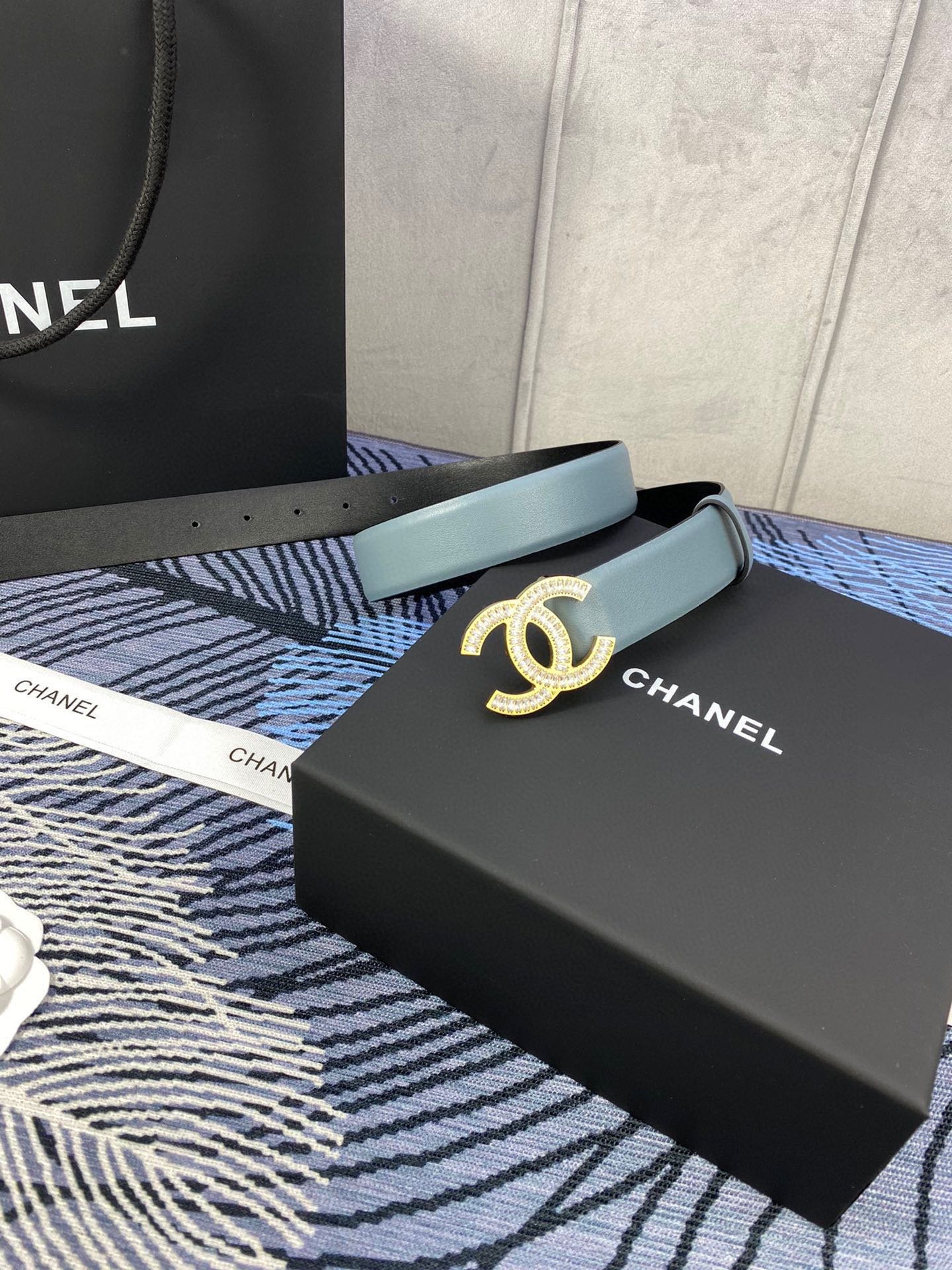 Chanel Sage Gold Crystal Belt - Image 5