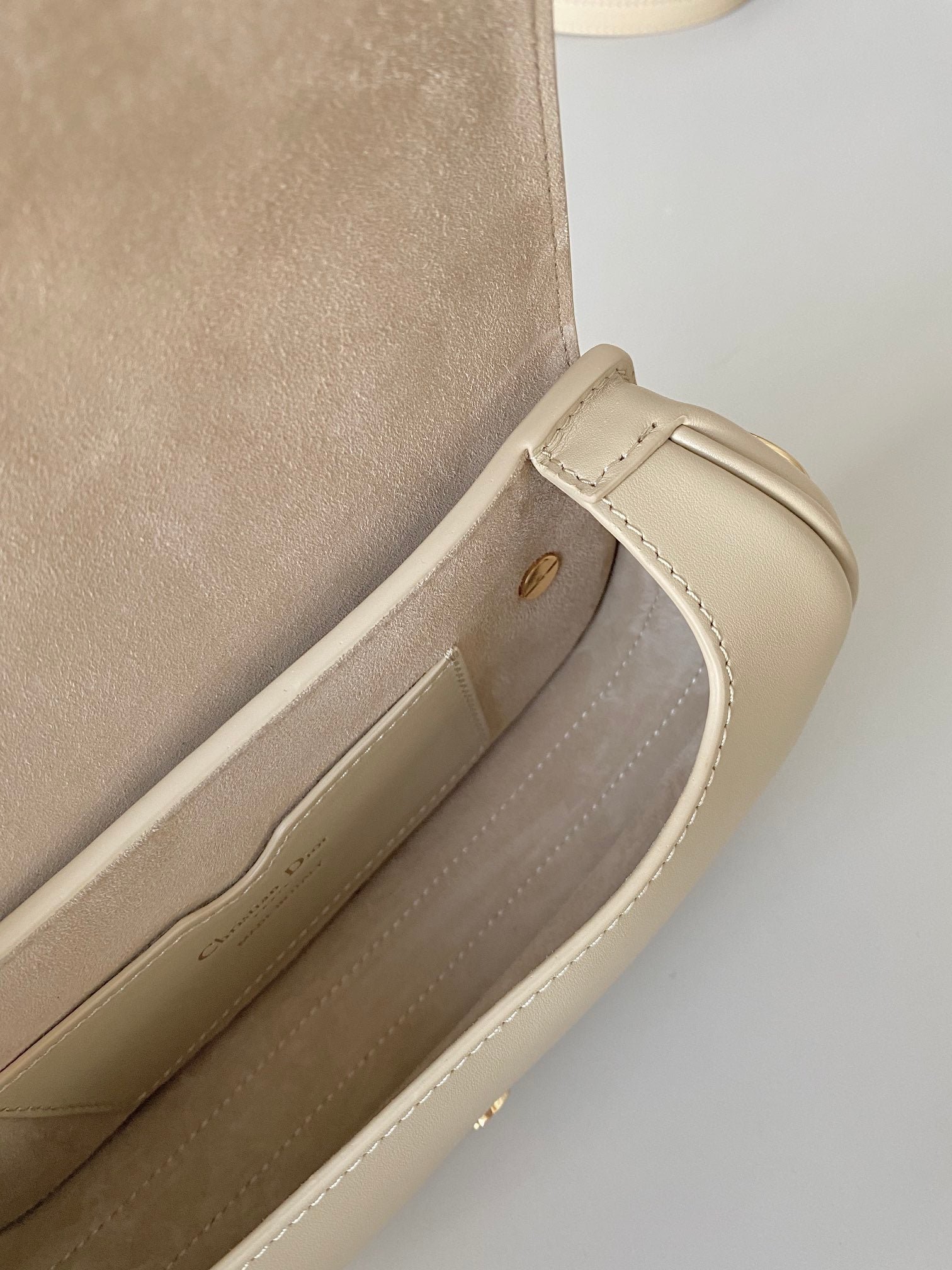 Dior medium cd east west 22cm beige calfskin - Image 5