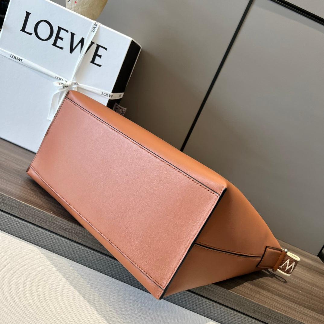 Loew Unisex Cubi Shoulder Crossbody Zipper Commuter Tote Bag Tan smooth calfskin - Image 6