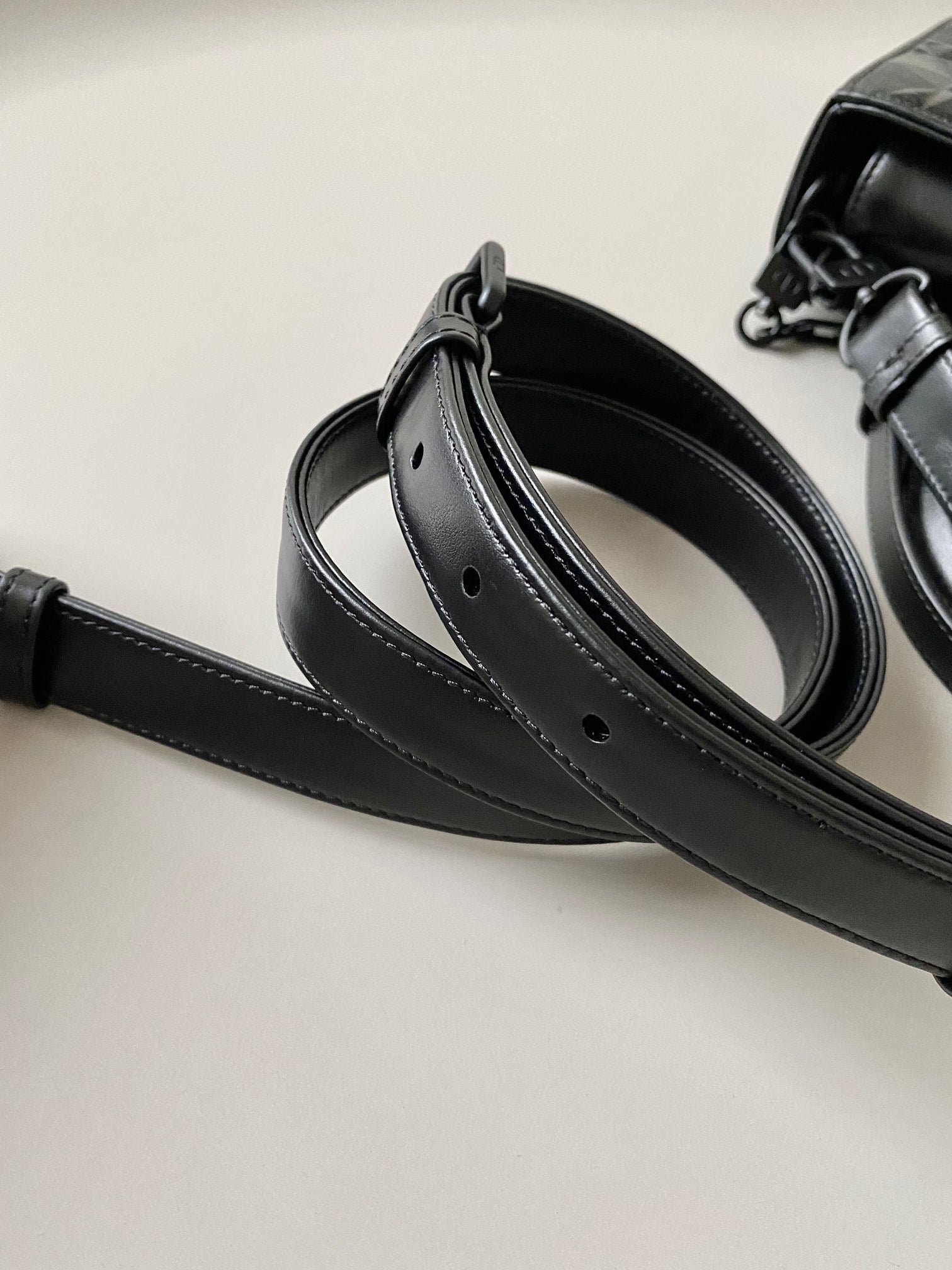 Dior Medium D-Joy 26 Black Cannage Calfskin Bag - Image 9