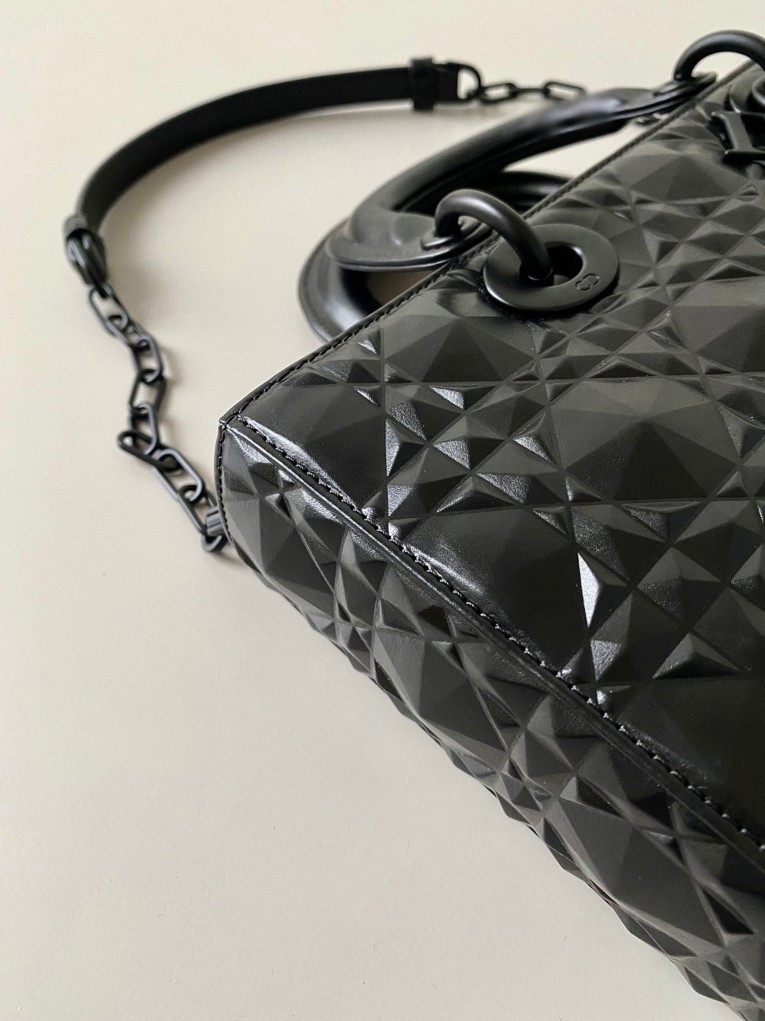 Dior Medium D-Joy 26 Black Cannage Calfskin Bag - Image 5