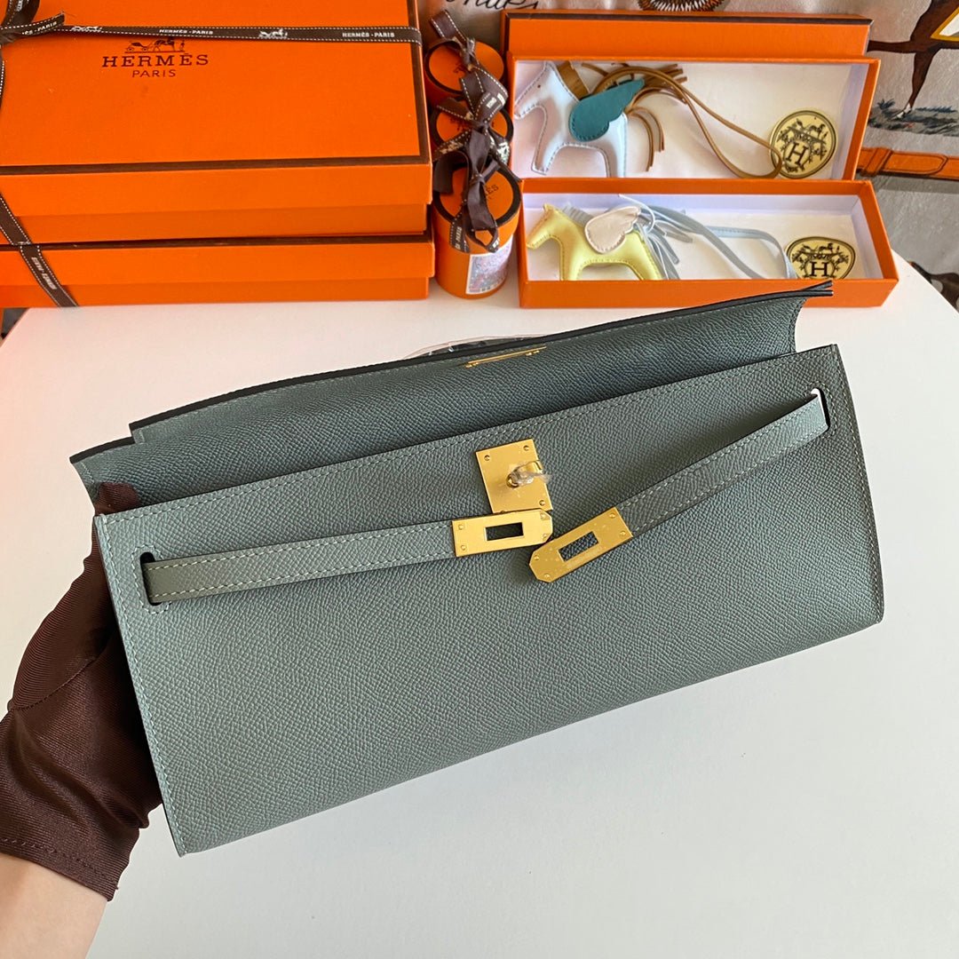 Alternative view of HERMES KELLY CUT 31 IN SEAFOAM GREEN CALFSKIN WITH GOLD HARDWARE