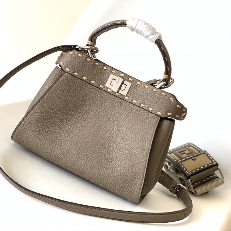 Fendi Peekaboo Mini Selleria 23cm Brown Calfskin
