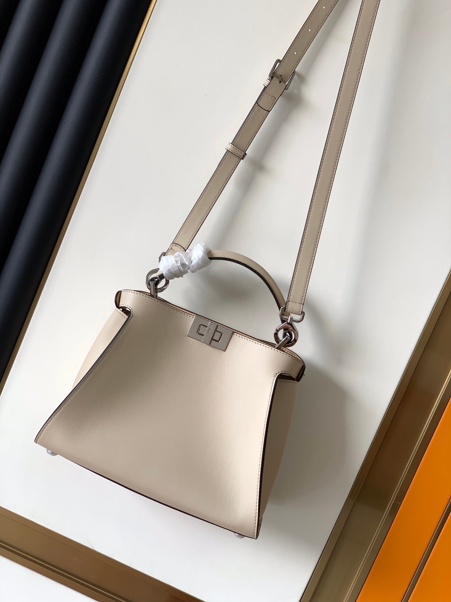 Fendi Peekaboo IseeU Small 27cm Ivory Lambskin - Image 3