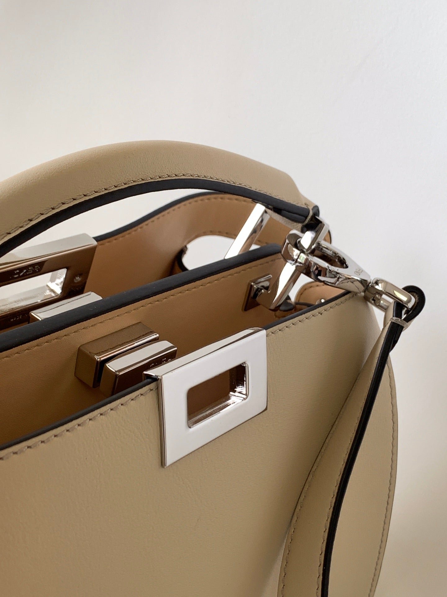 Fendi Peekaboo IseeU Small 27cm Ivory Lambskin - Image 7