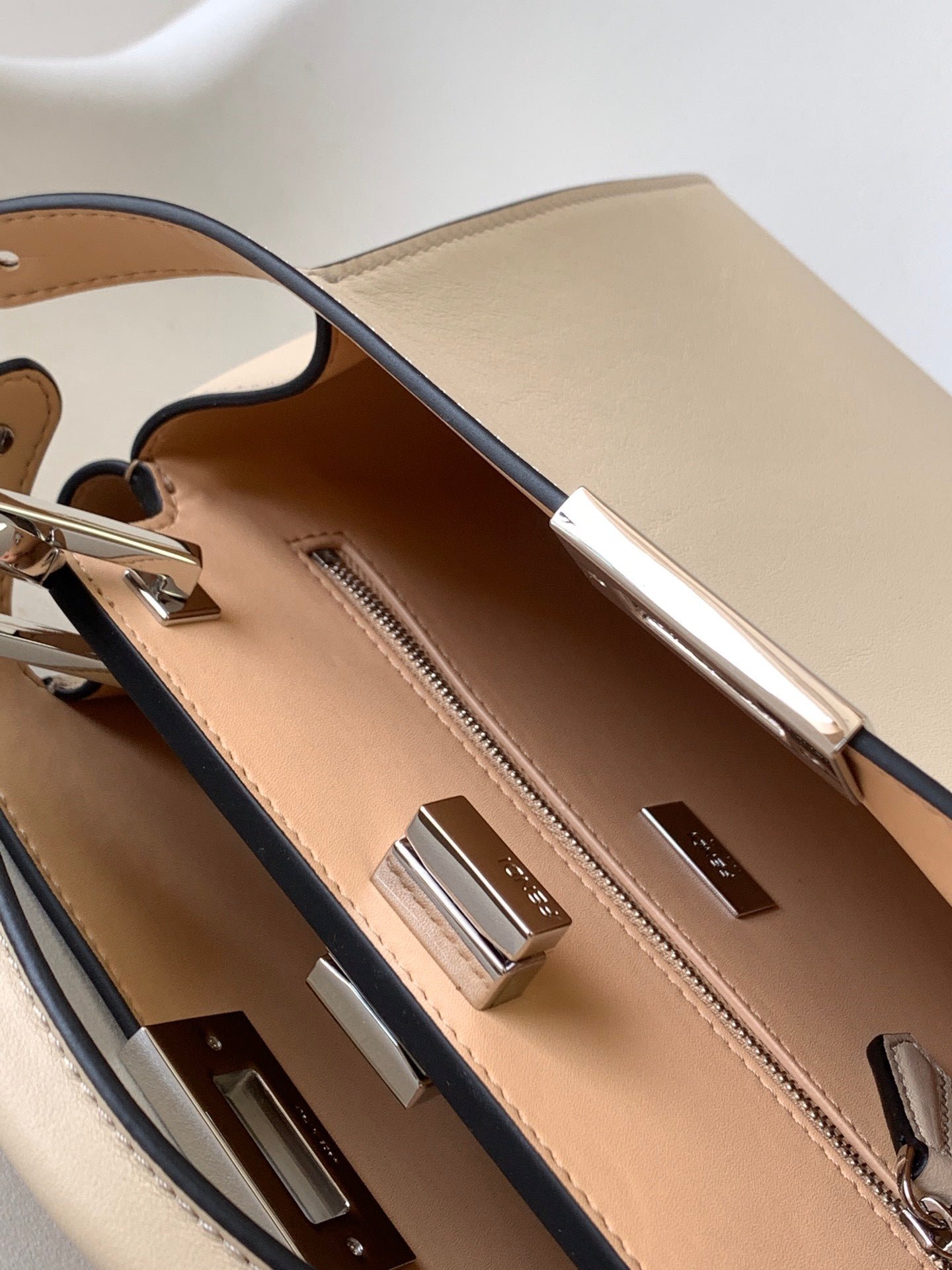 Alternative view of Fendi Peekaboo IseeU Small 27cm Ivory Lambskin