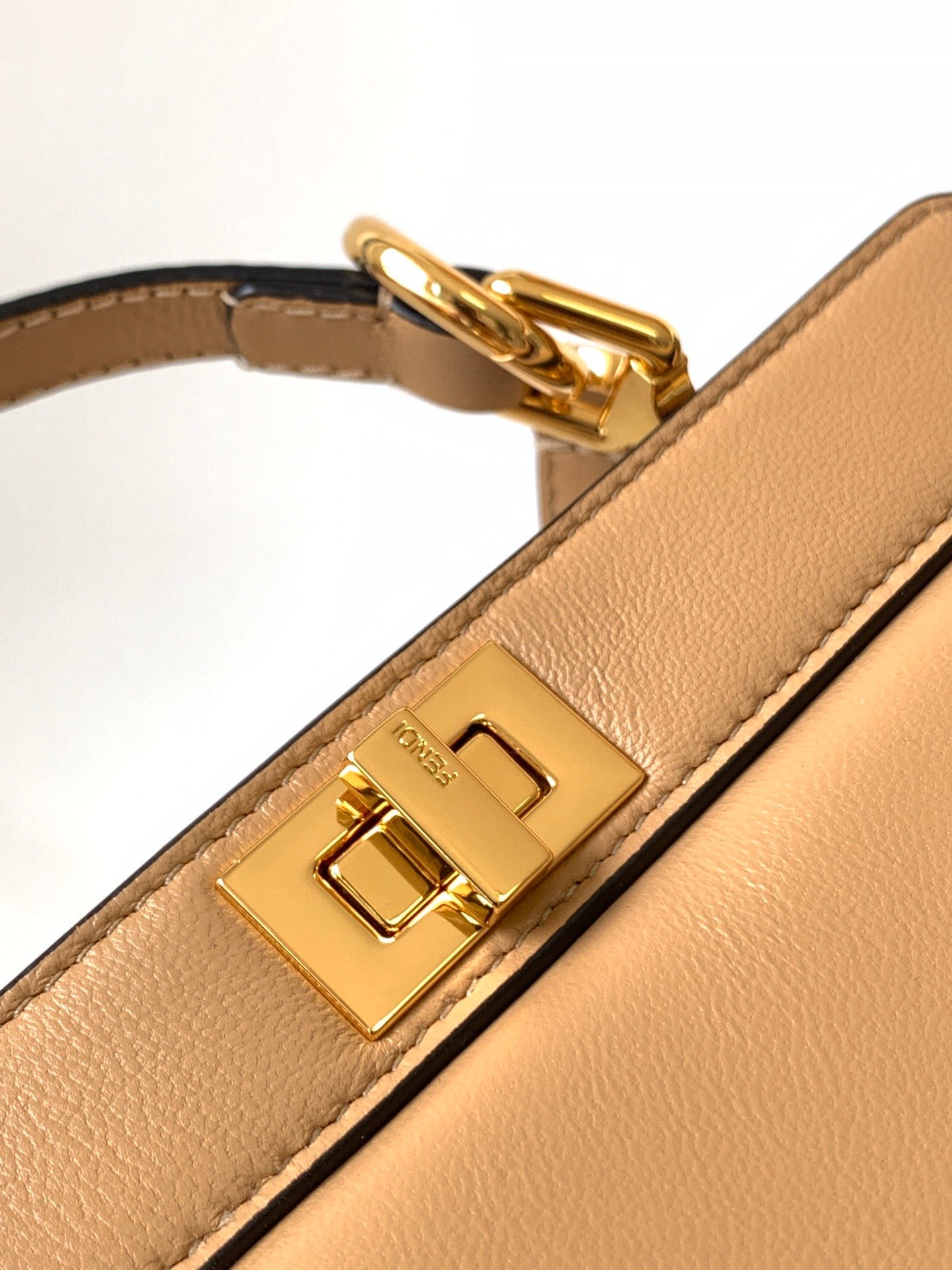 Fendi Peekaboo Iseeu Petite 20 Brown Lambskin - Image 3