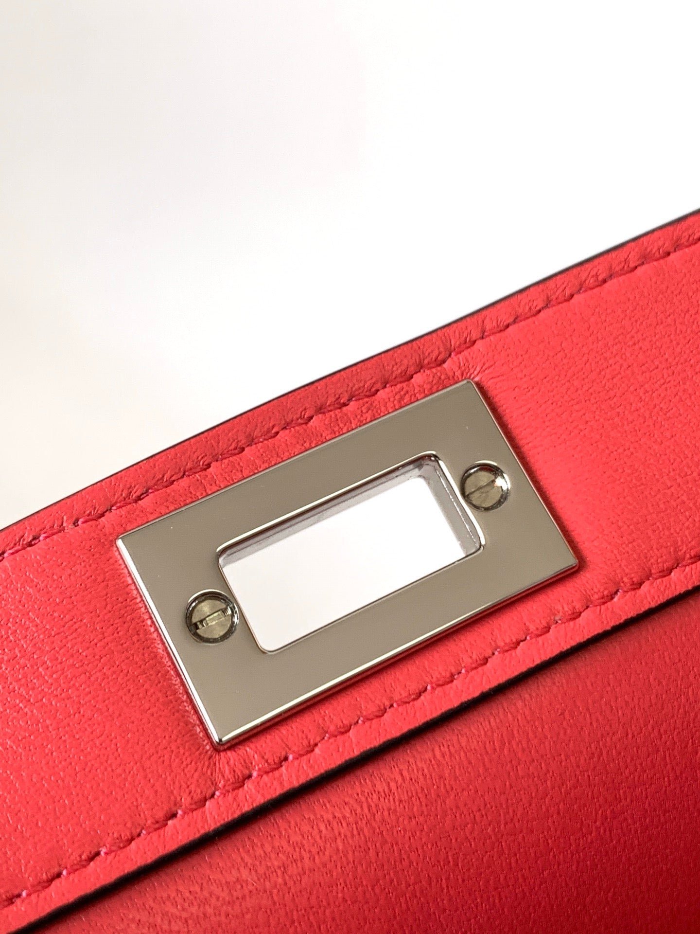 Fendi Peekaboo Iseeu Petite 20 Pink Lambskin Silver - Image 4