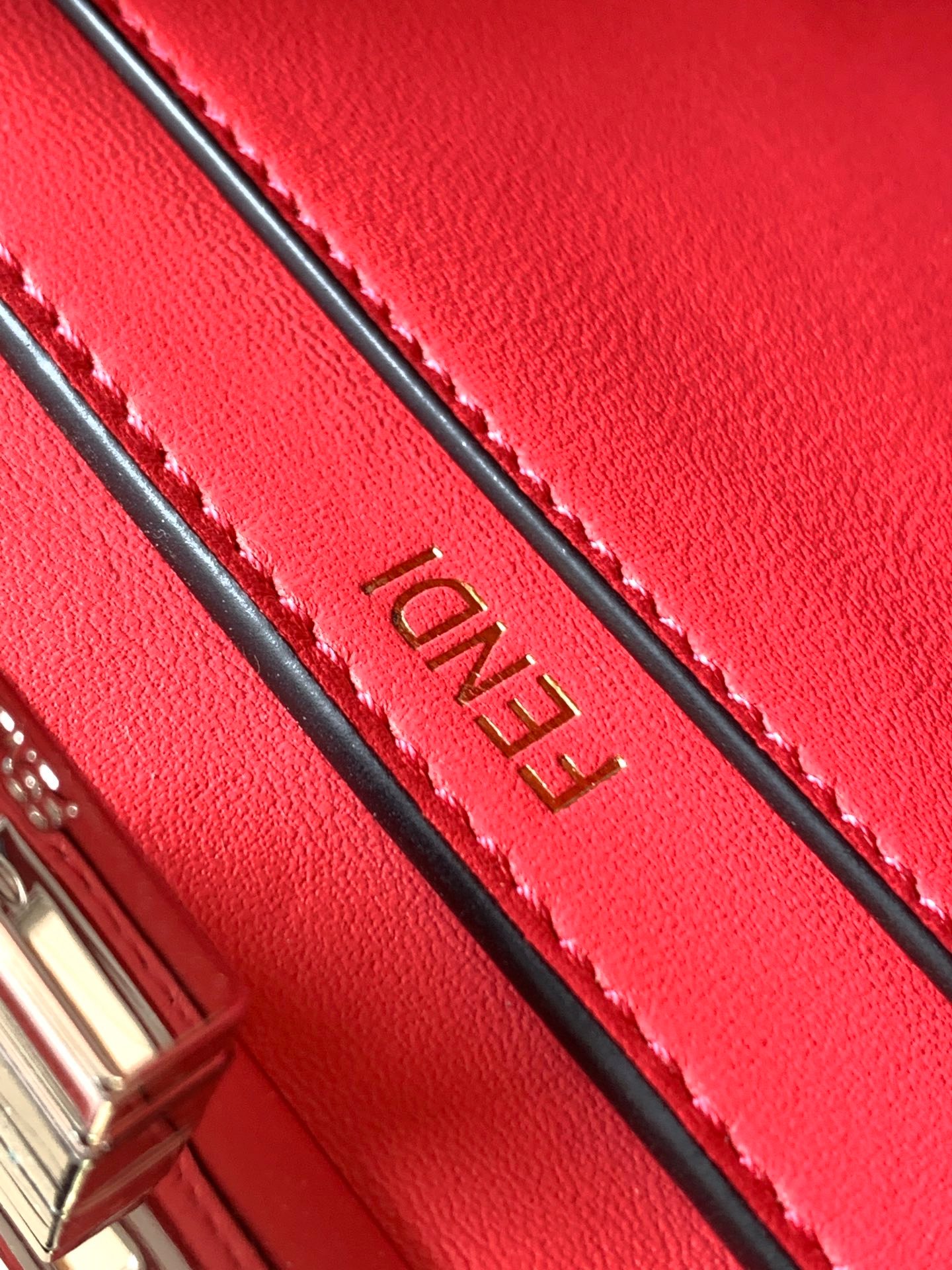 Fendi Peekaboo Iseeu Petite 20 Pink Lambskin Silver - Image 6