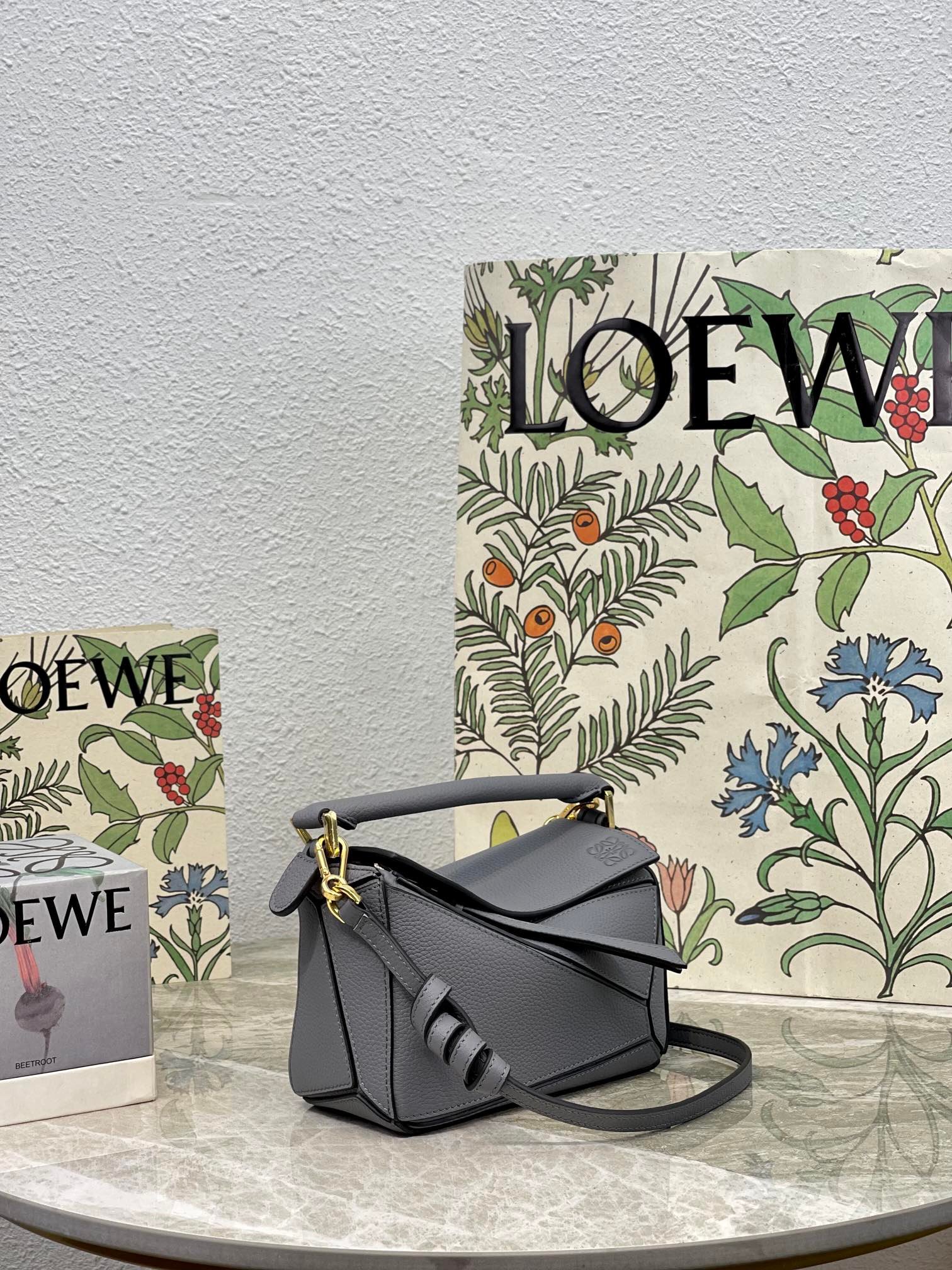 Alternative view of LOE MINI 18 PUZZLE BAG IN GREY CALFSKIN