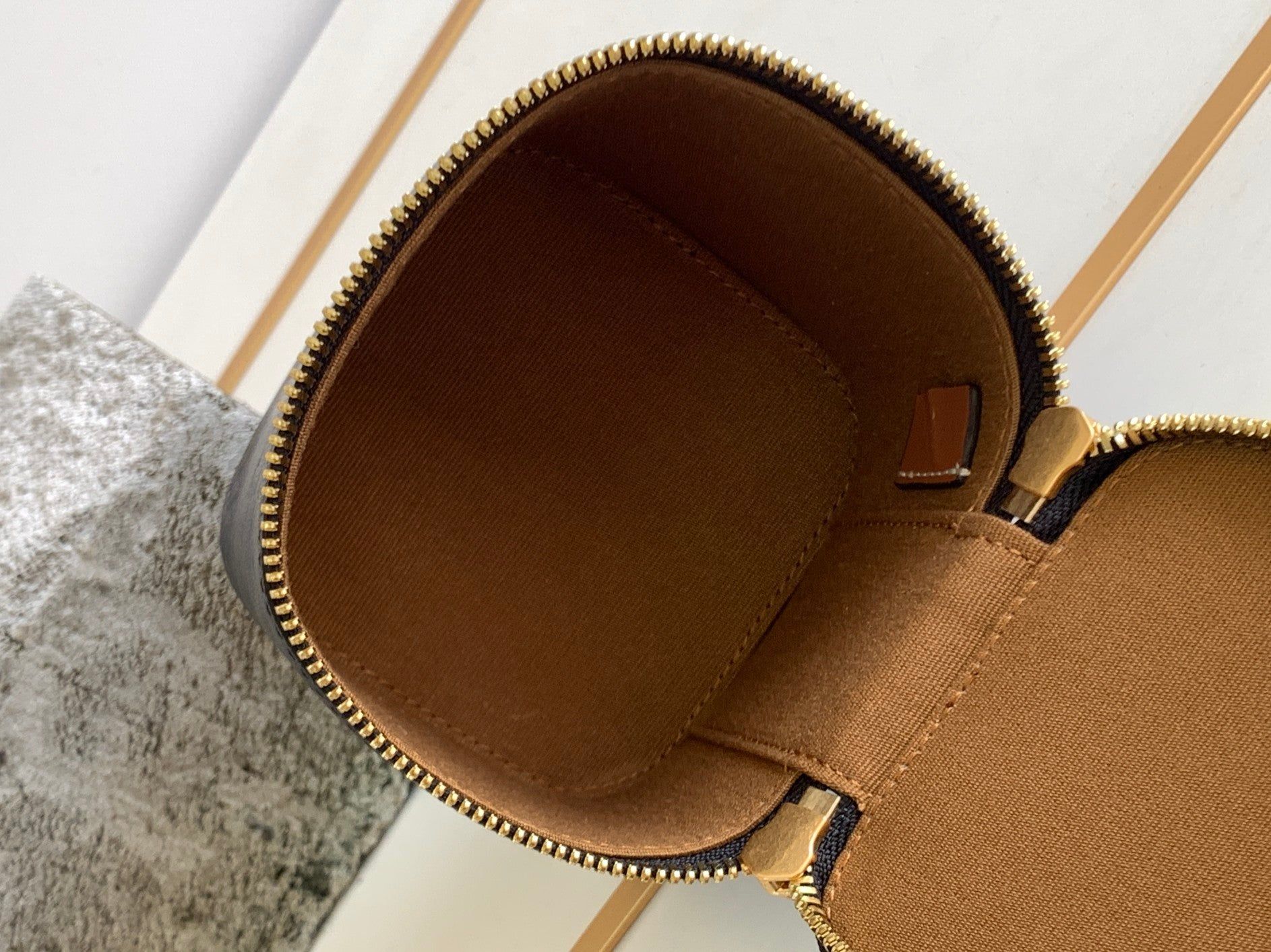 Celine Triomphe 9 Monogram Mini Box Bag - Image 8