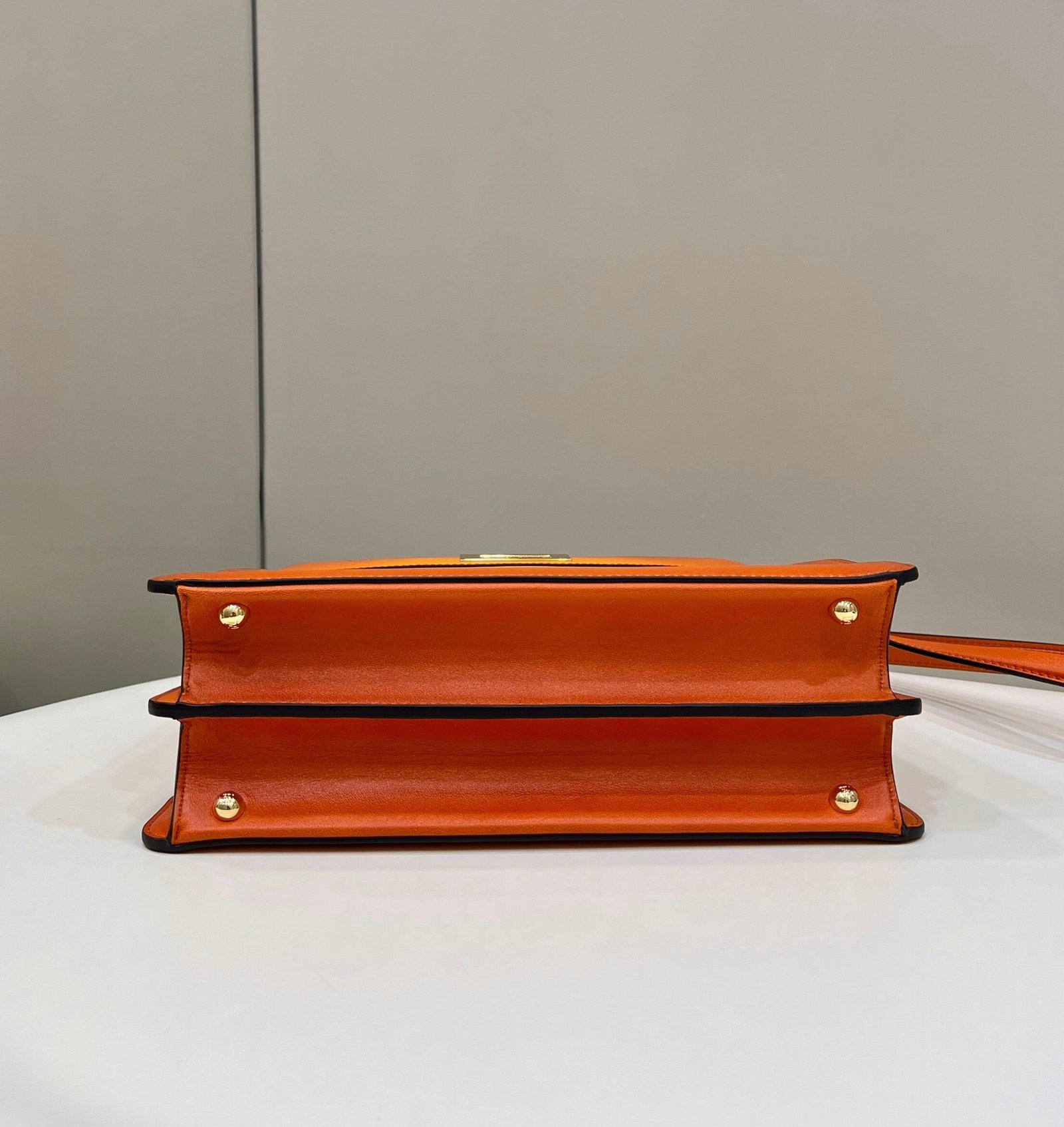 Fendi Peekaboo Iseeu 33cm Orange Ombre Calfskin - Image 4