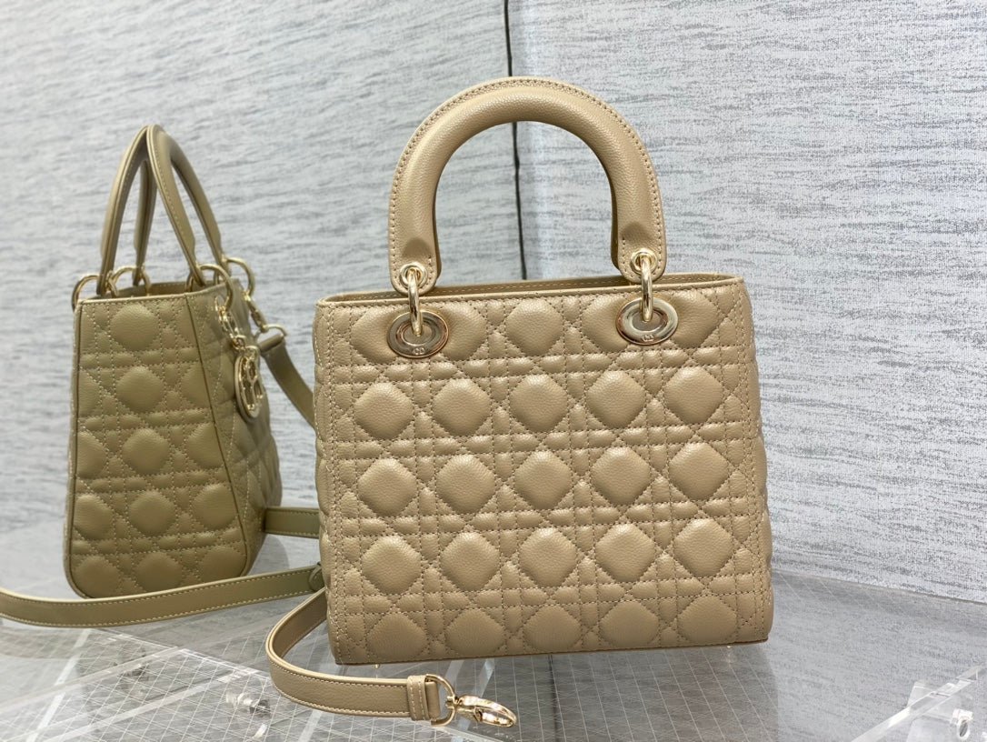 Dior Medium Lady 24cm Ecru Calfskin Quilted Bag - Image 4
