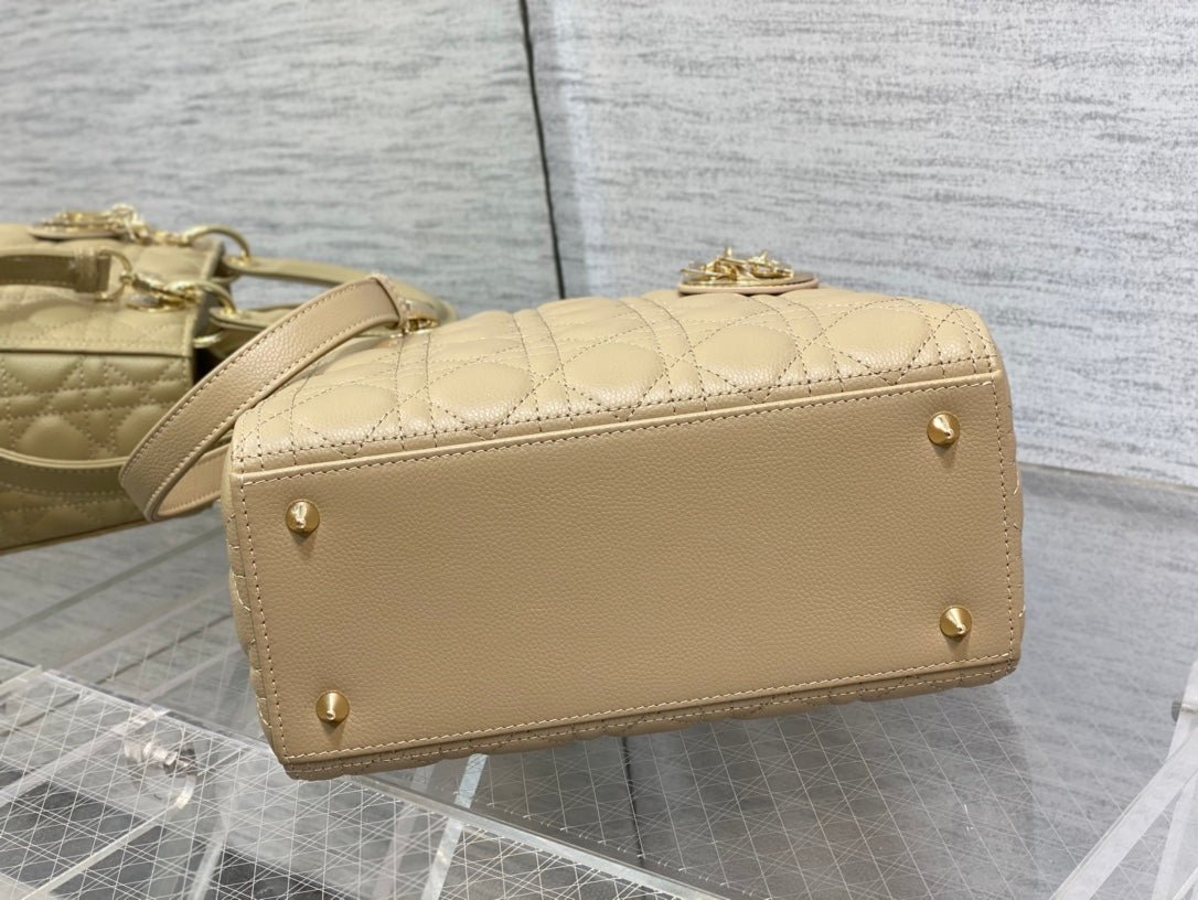 Dior Medium Lady 24cm Ecru Calfskin Quilted Bag - Image 7